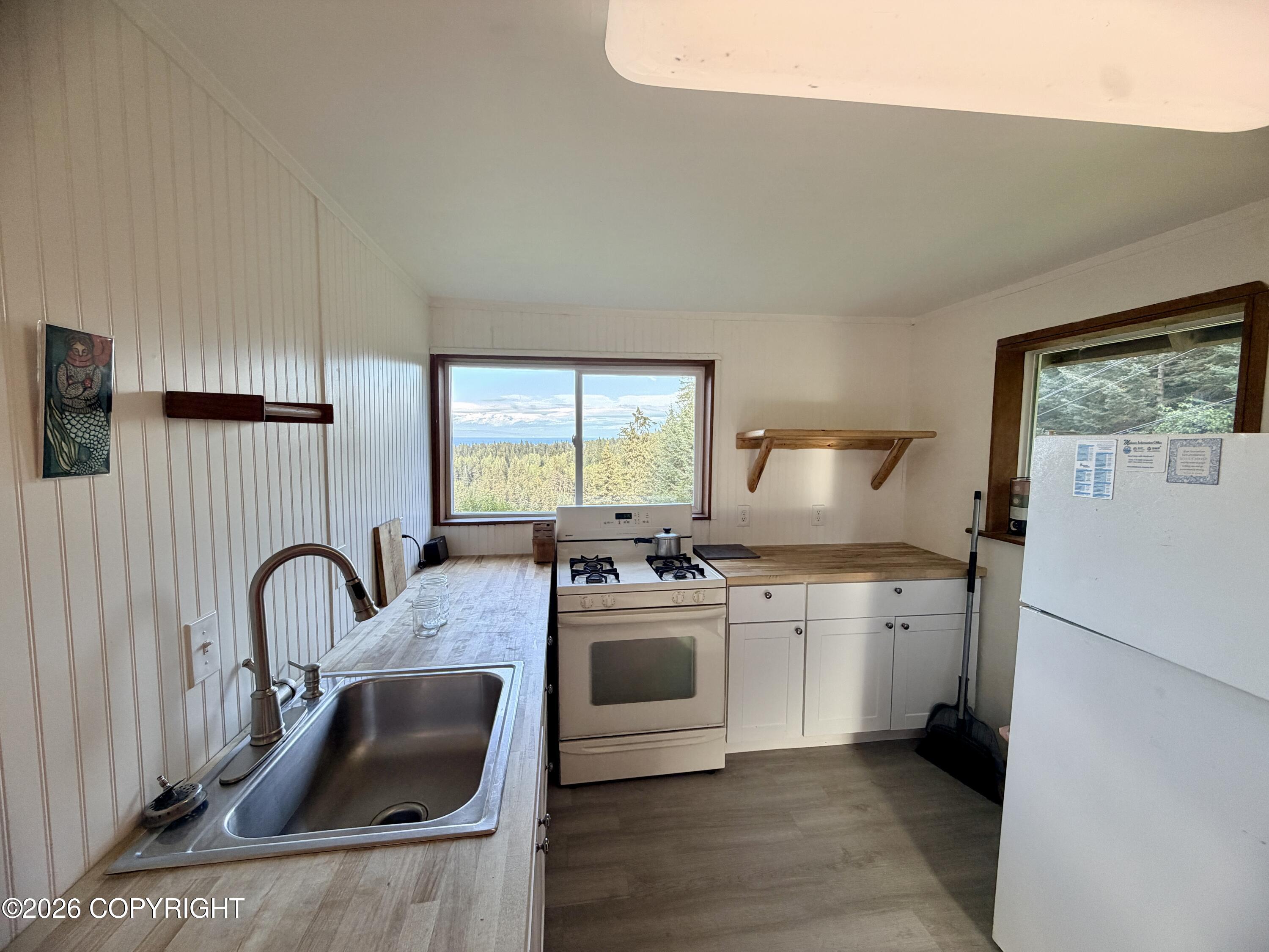 3108 Jakolof Bay Road Property Photo 29