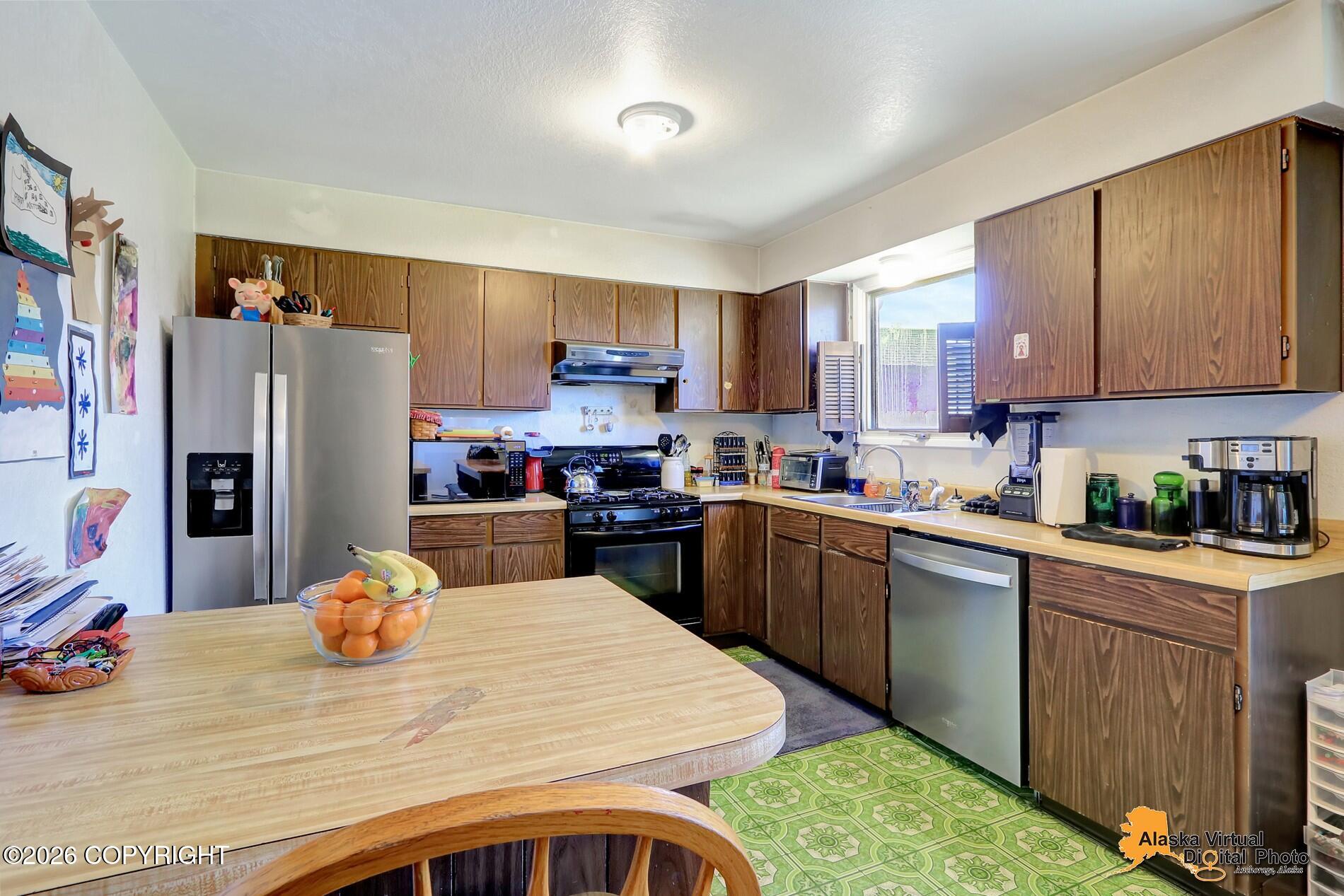 8410 Dagan Street Property Photo 14