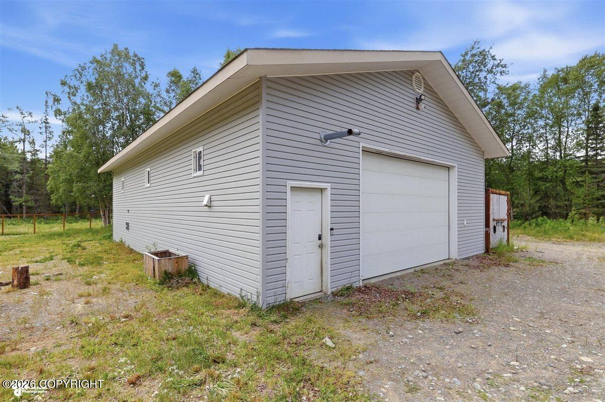 49032 Windy Road Property Photo 36