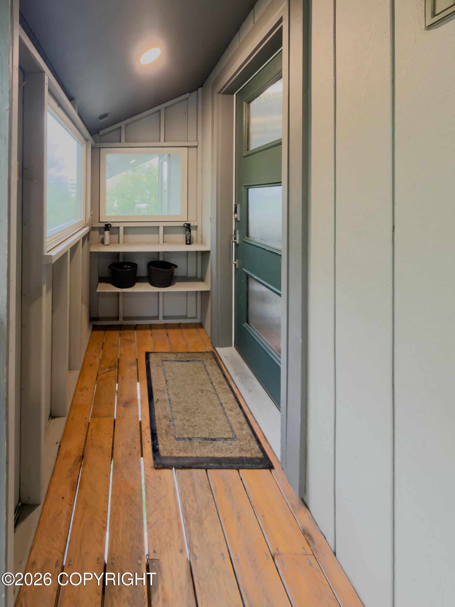 1729 Edgecumbe Drive Property Photo 3