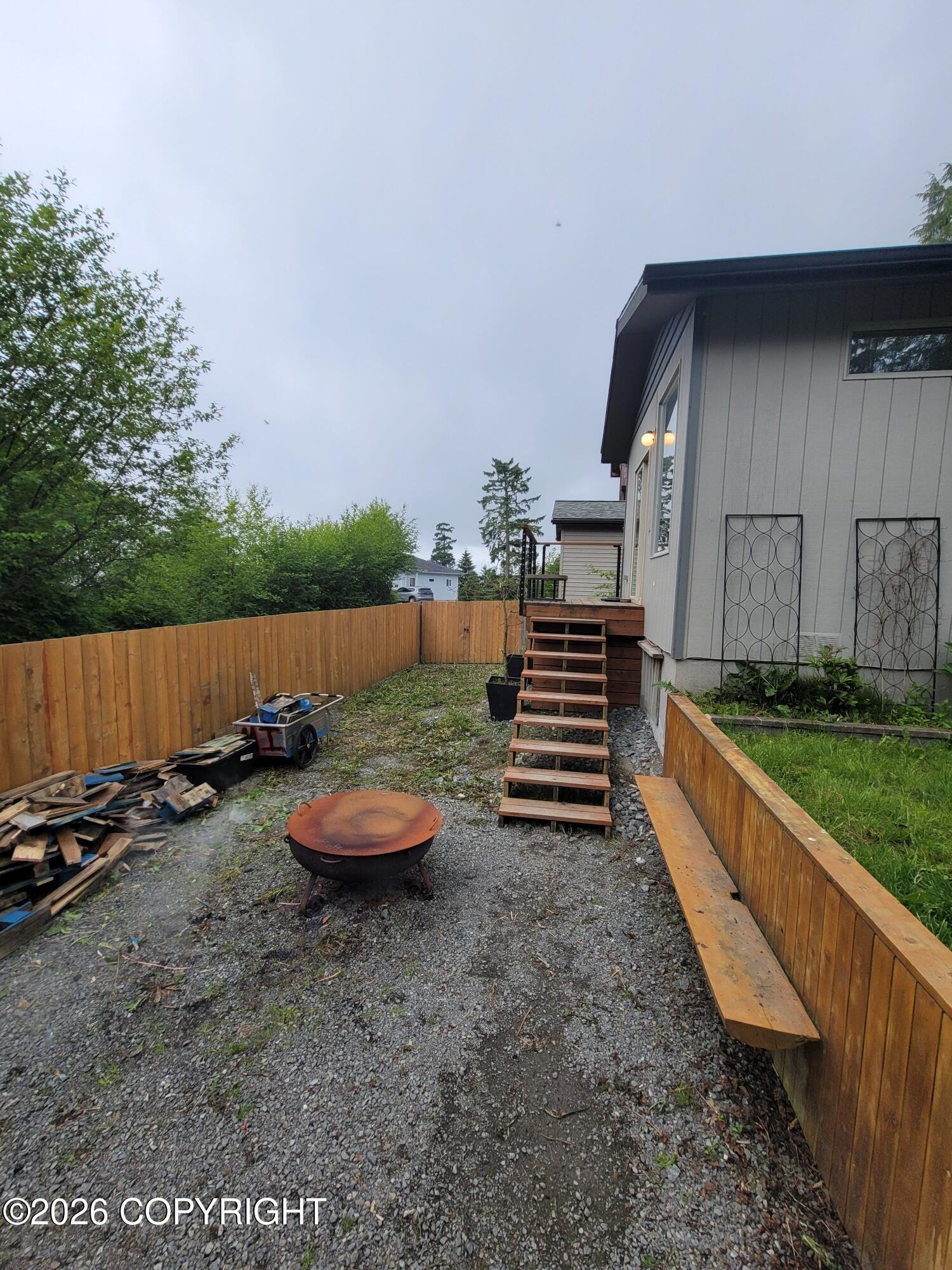 1729 Edgecumbe Drive Property Photo 55