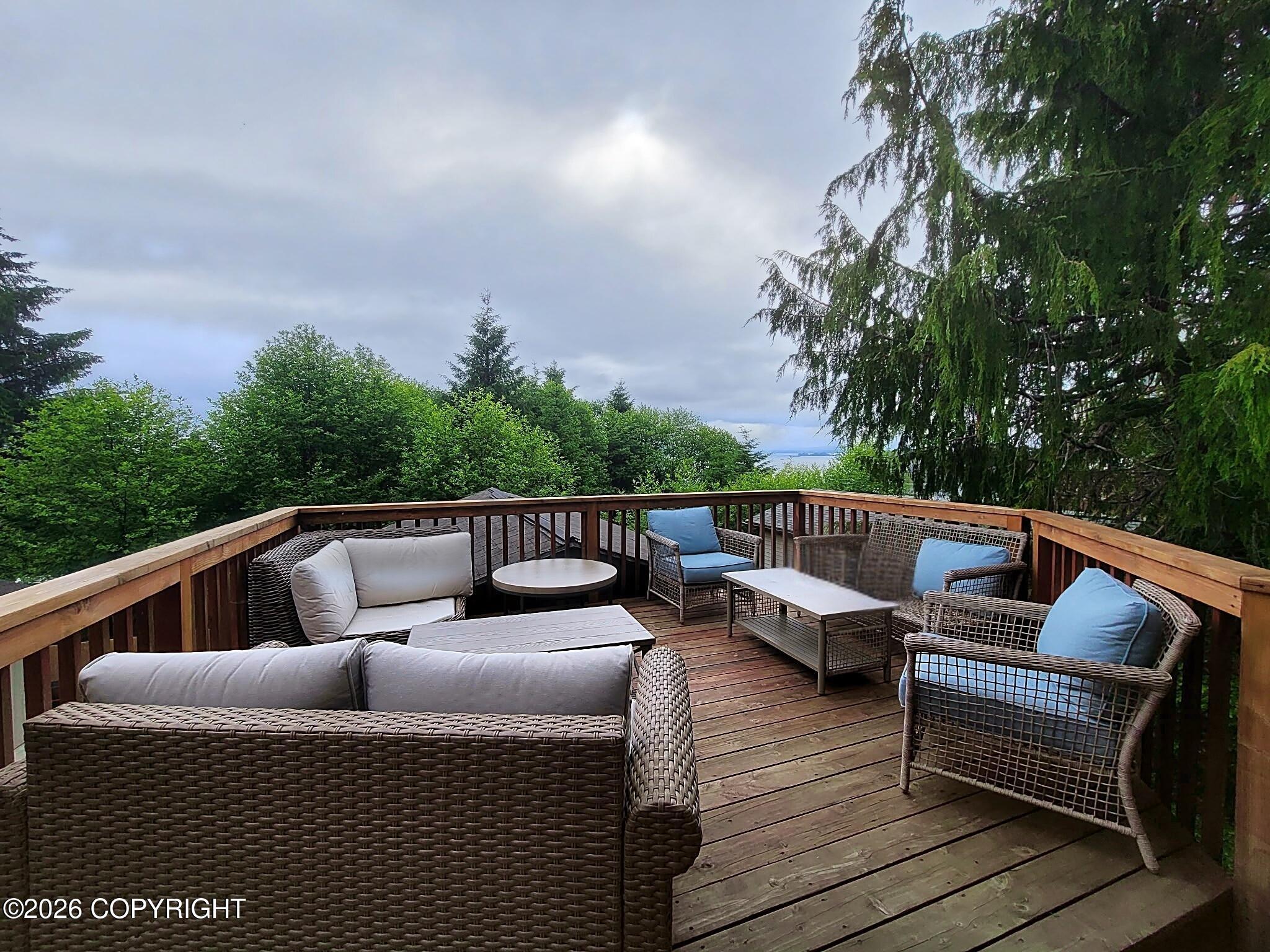 1729 Edgecumbe Drive Property Photo 73
