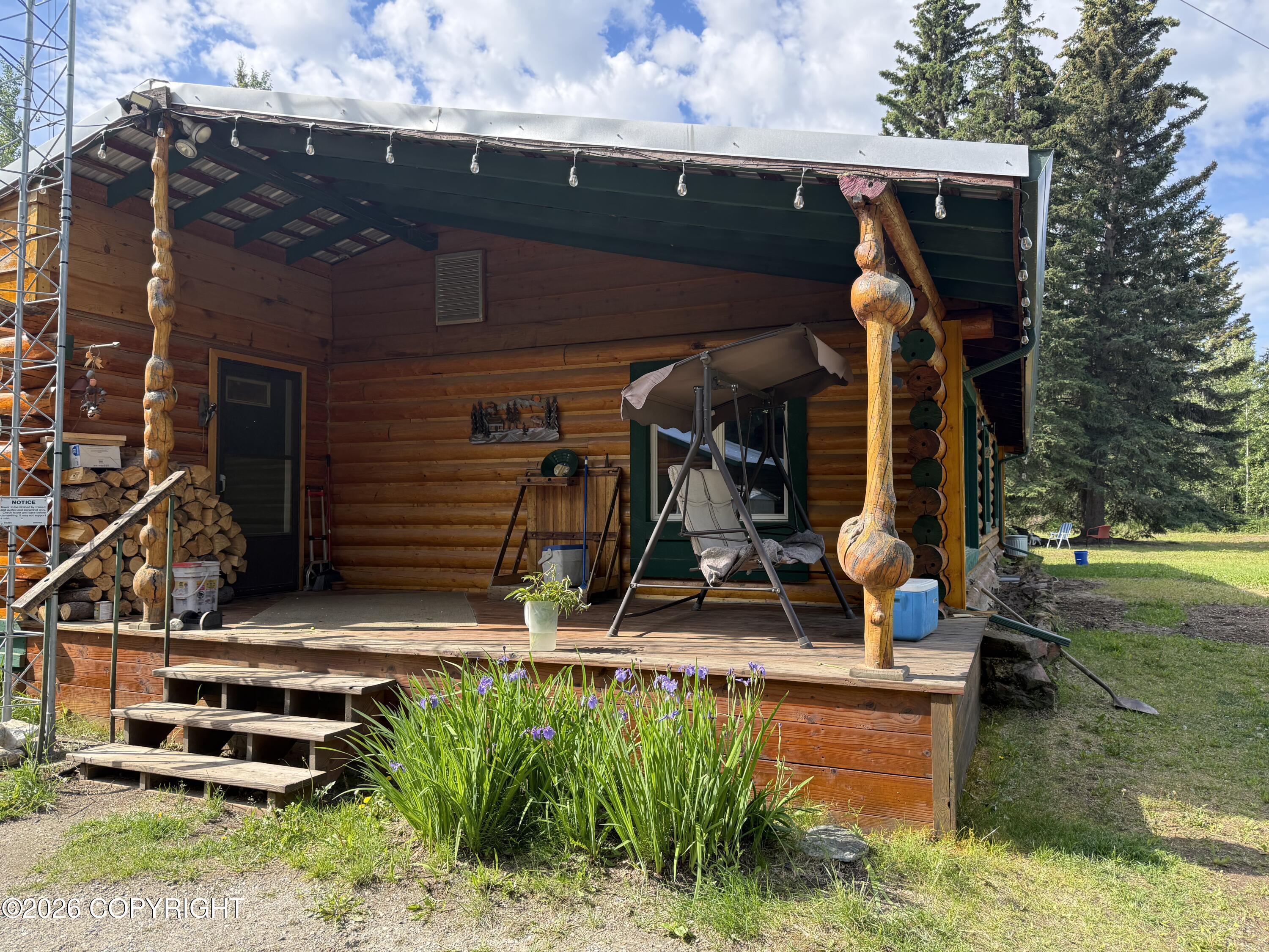 5855 Gold Rush Trail Property Photo 3