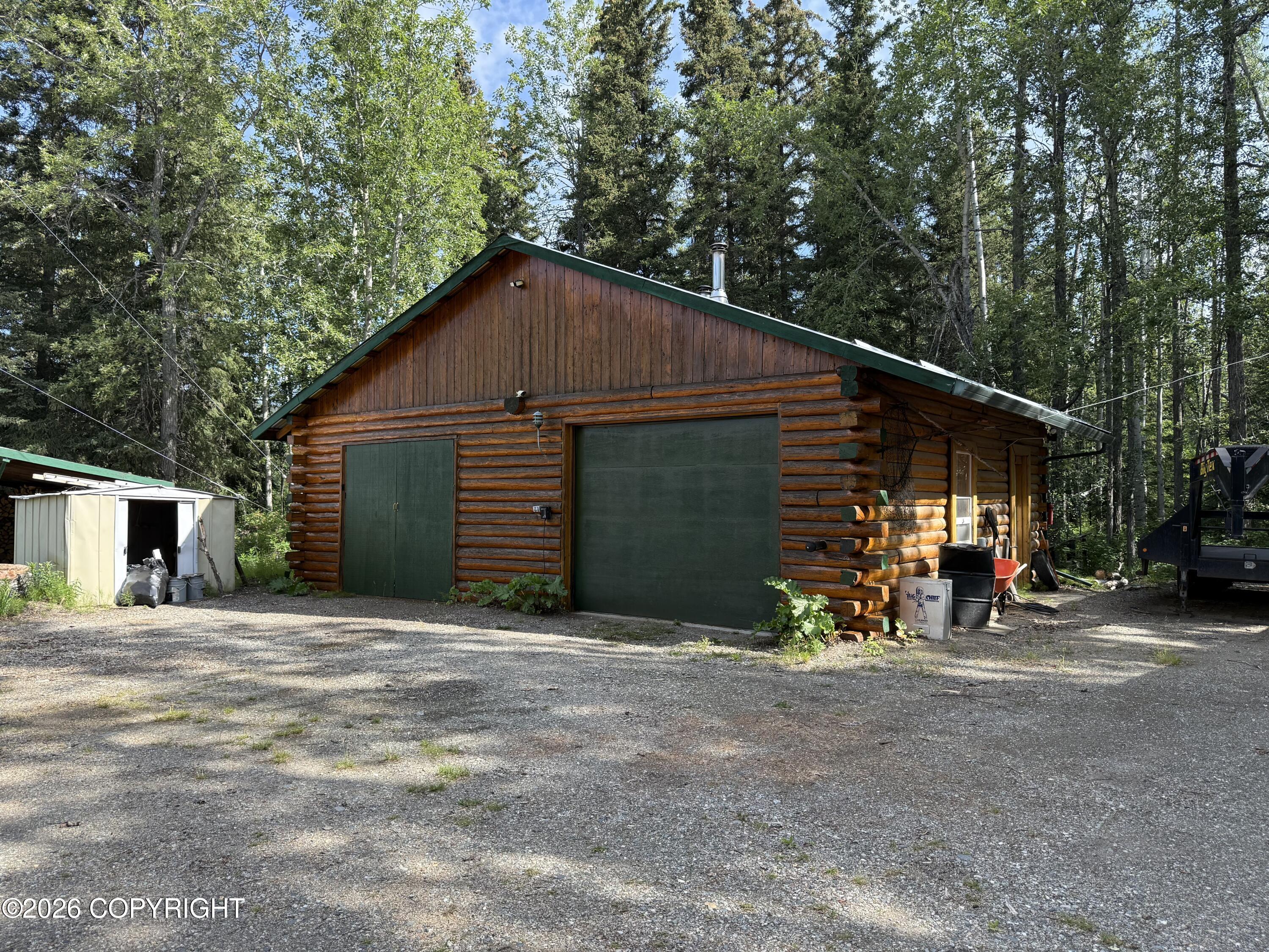 5855 Gold Rush Trail Property Photo 17