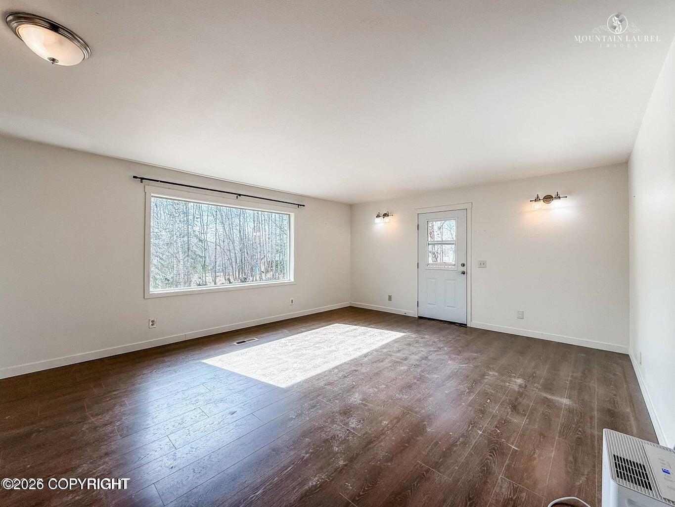 8747 S Twilight Drive Property Photo 10