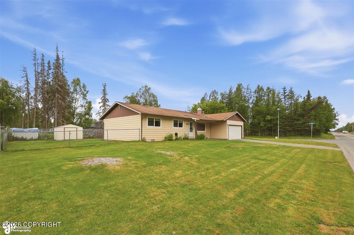 1111 Redoubt Avenue Property Photo 6