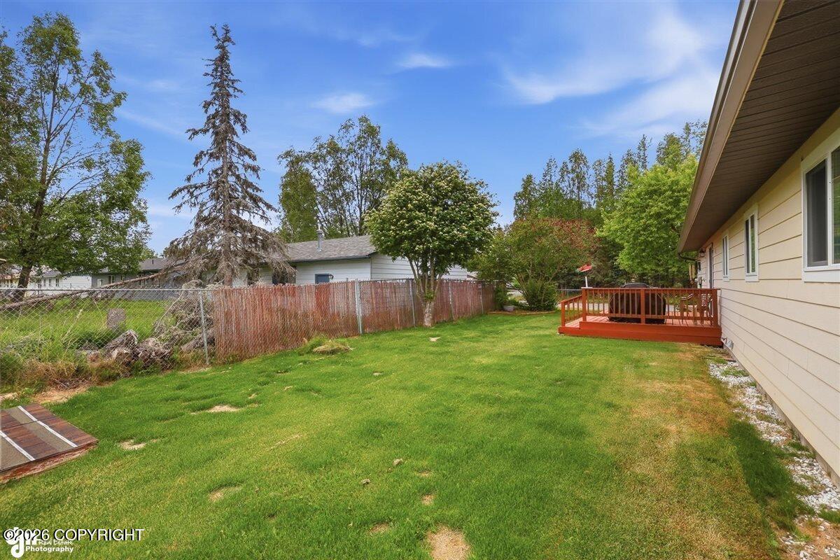 1111 Redoubt Avenue Property Photo 35