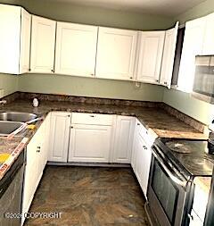 4410 E 5th Avenue Property Photo 4