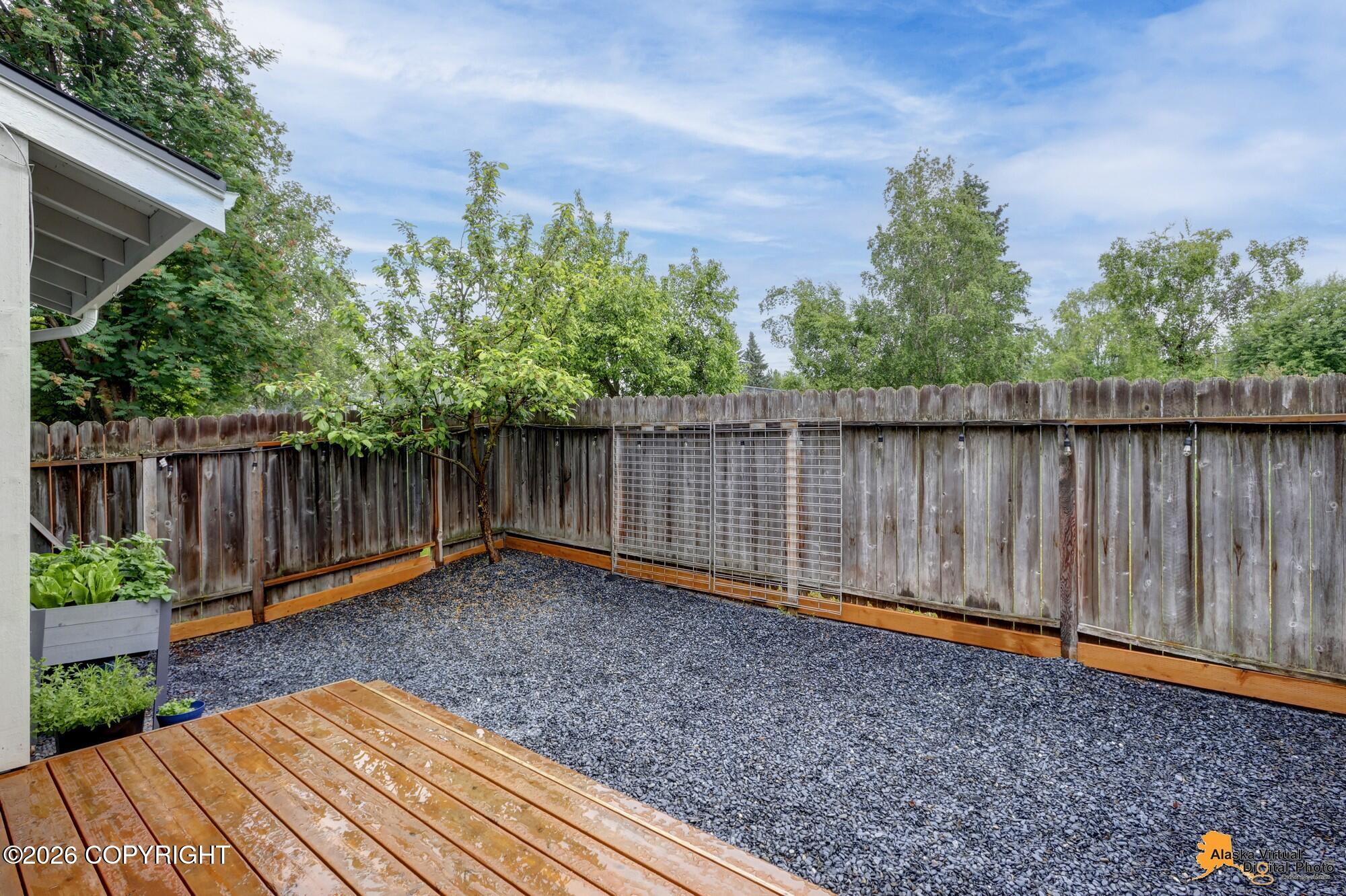 1909 Parkside Drive Property Photo 35