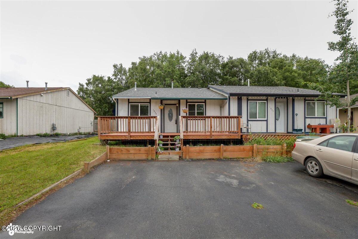 1839 Bellevue Loop Property Photo 1