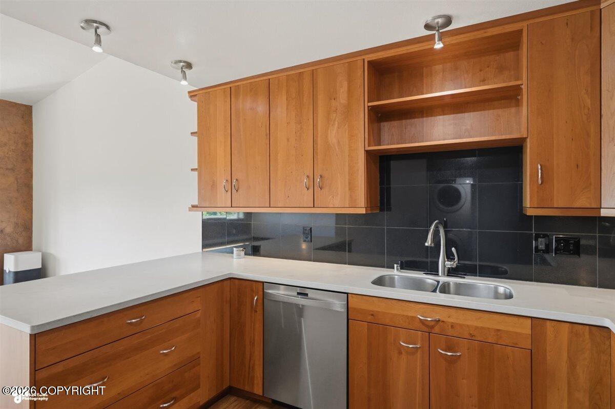 1220 E 16th Avenue #8 Property Photo 13
