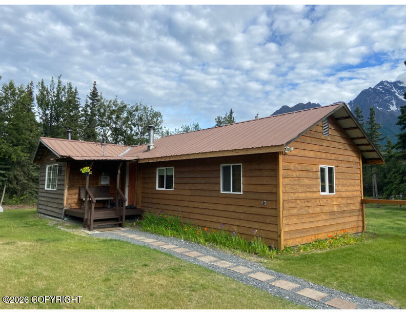 4317 S Jw Court Property Photo 6