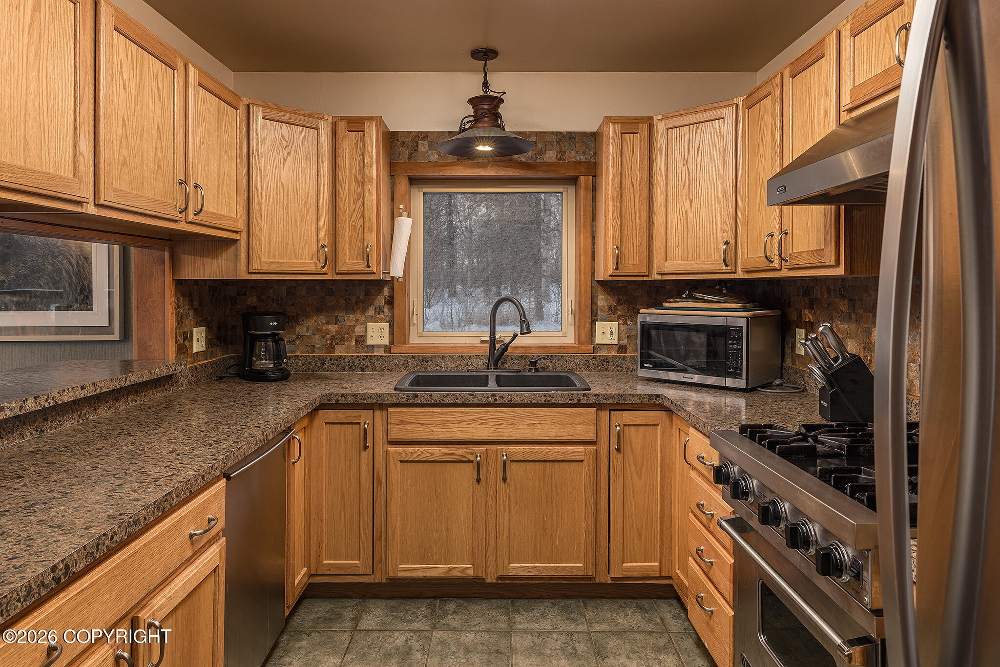 29161 N Parks Highway Property Photo 12