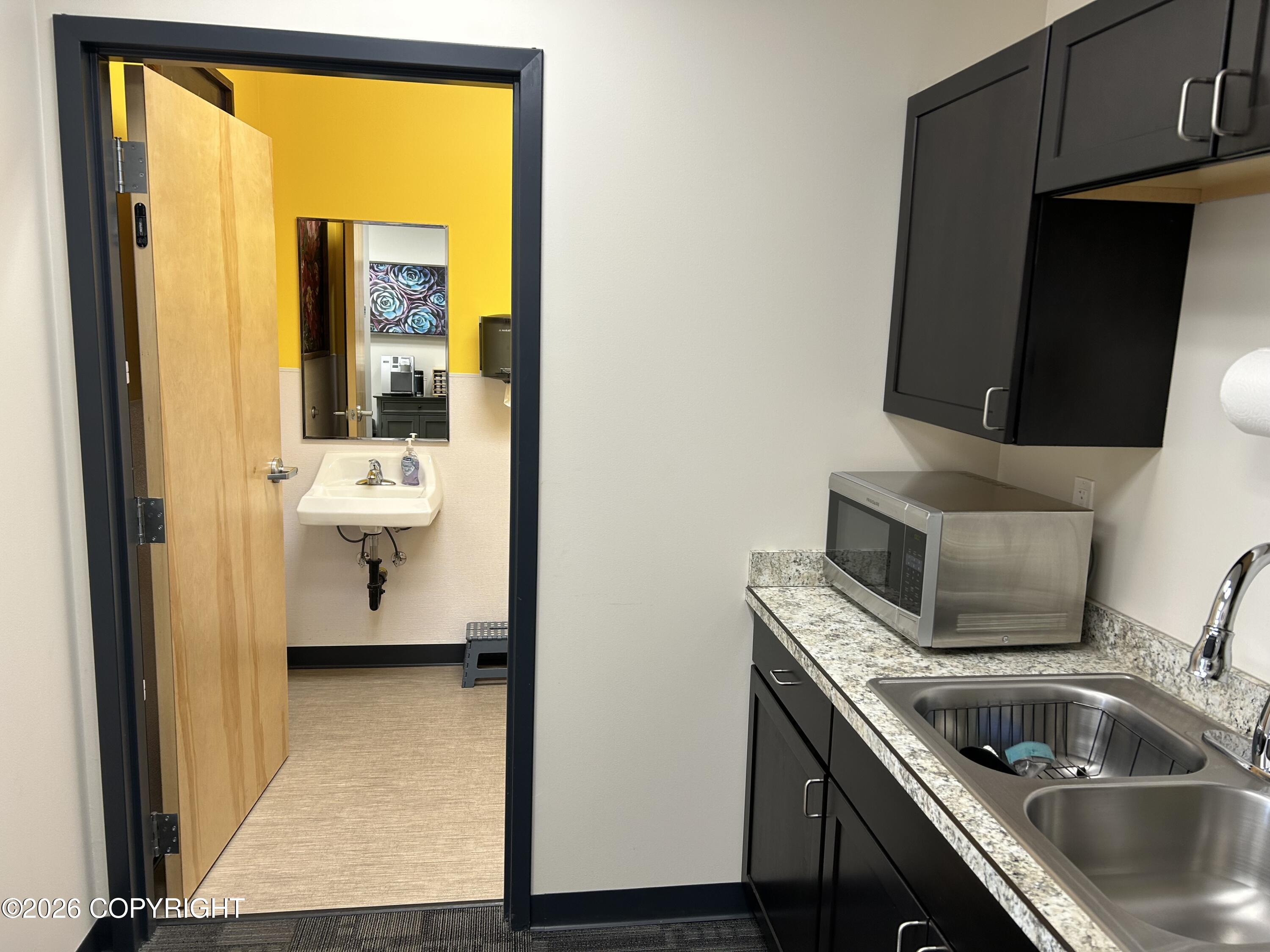 901 N Leatherleaf Loop #103 Property Photo 8