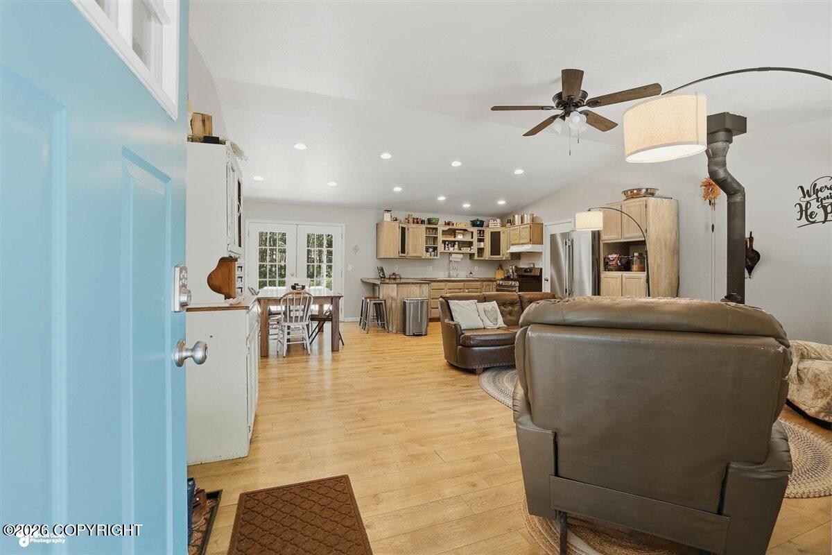1535 Kittiwake Court Property Photo 5