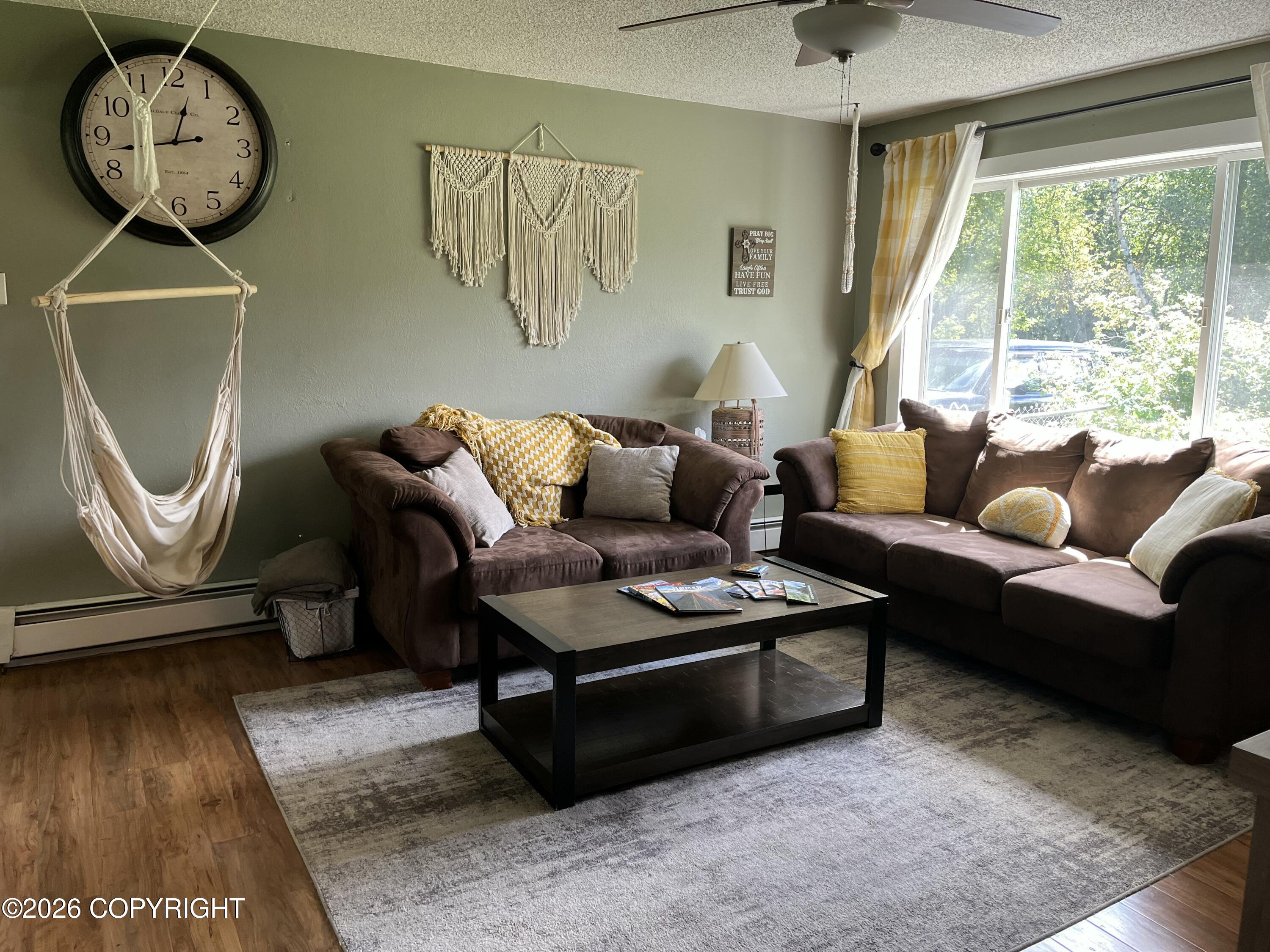 328 W Riverview Avenue Property Photo 7