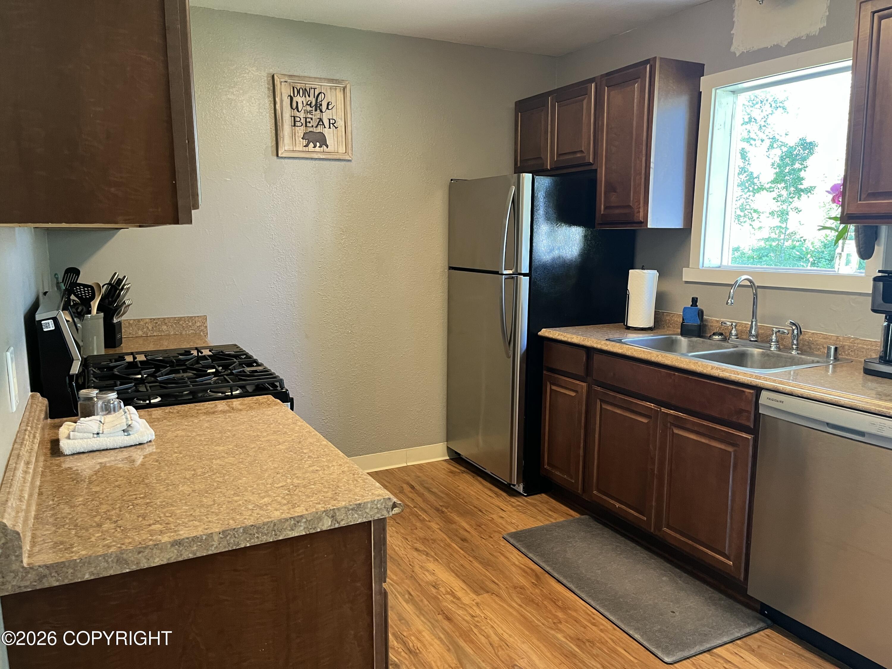 328 W Riverview Avenue Property Photo 11