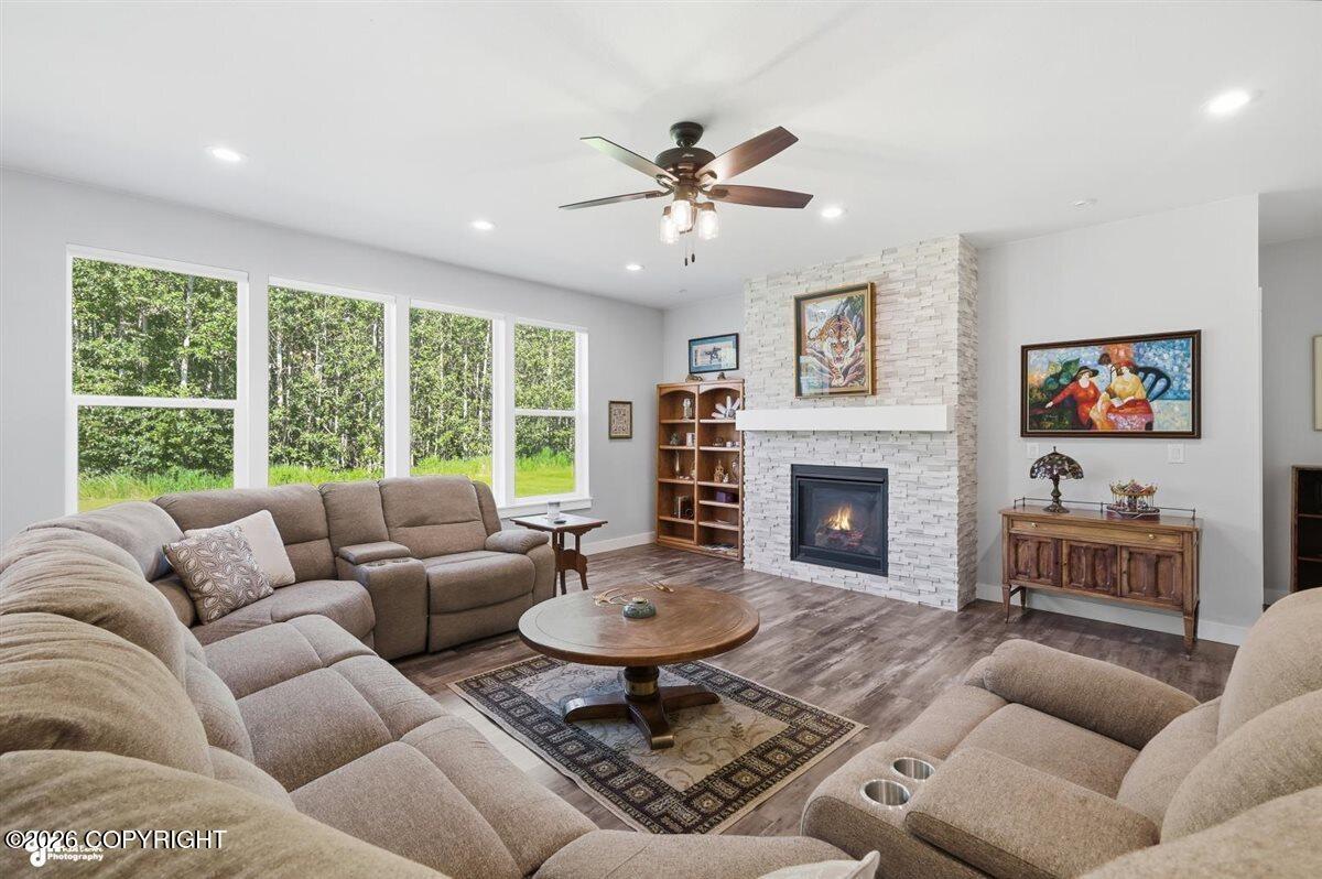 2222 S Sanctuary Drive Property Photo 3