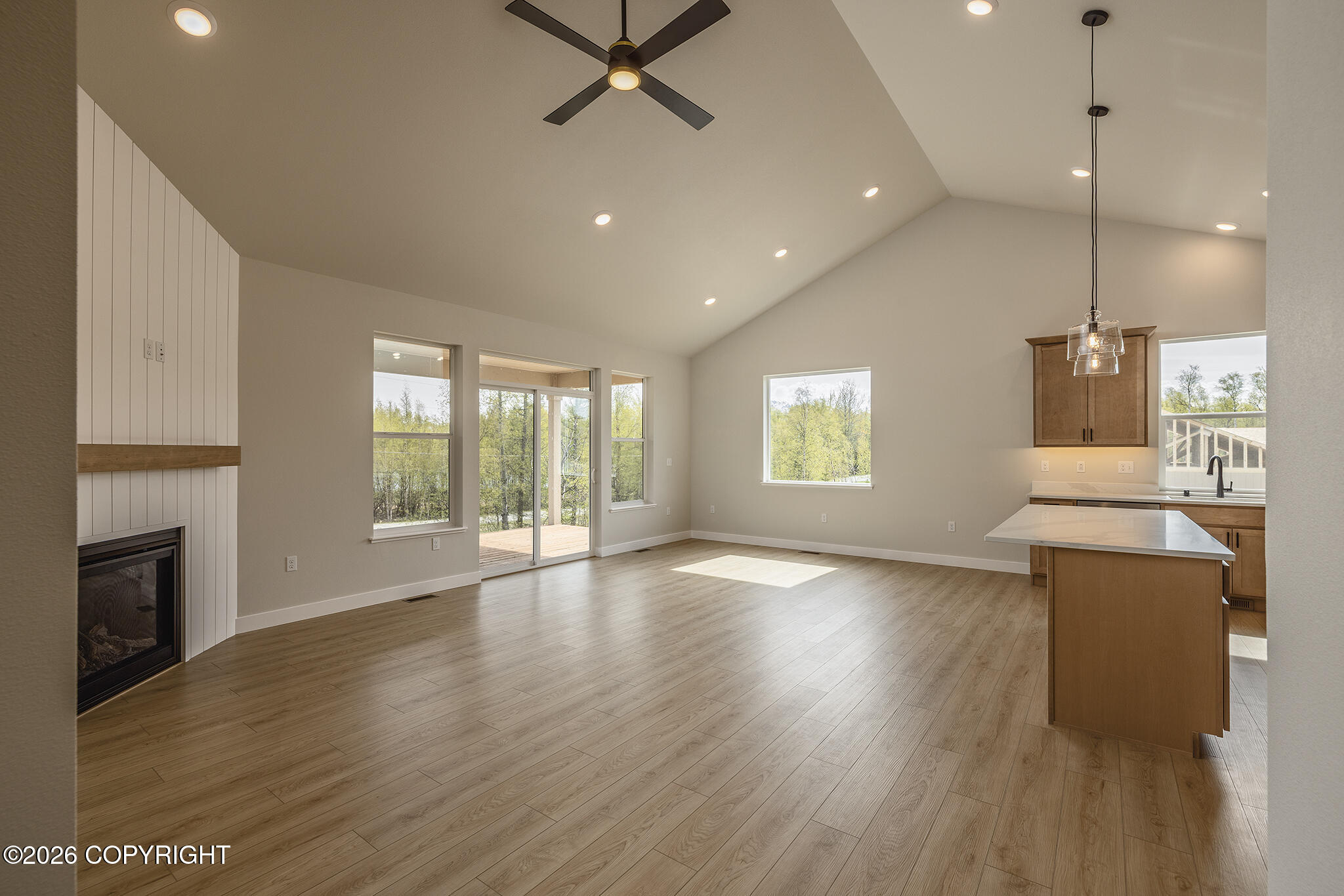 L10 B5 E Boar Avenue Property Photo 6