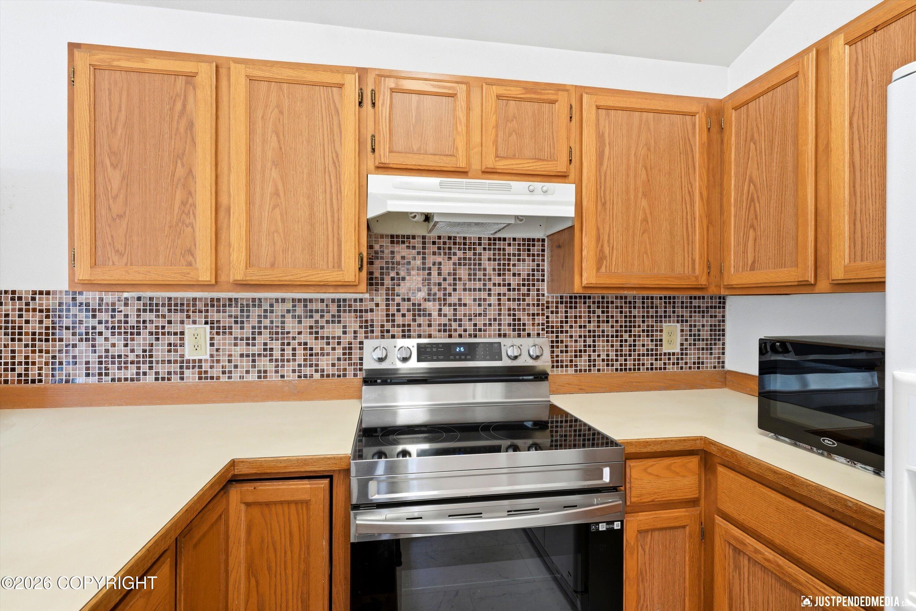 7621 Little Bend Circle Property Photo 9