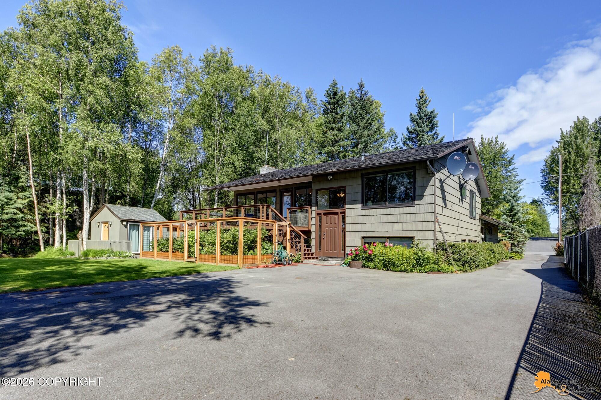 4000 Caravelle Drive Property Photo 4