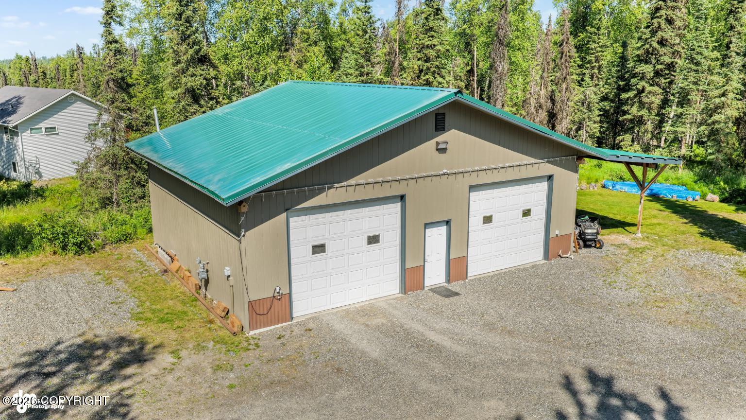 40110 Iliamna Loop Property Photo 5