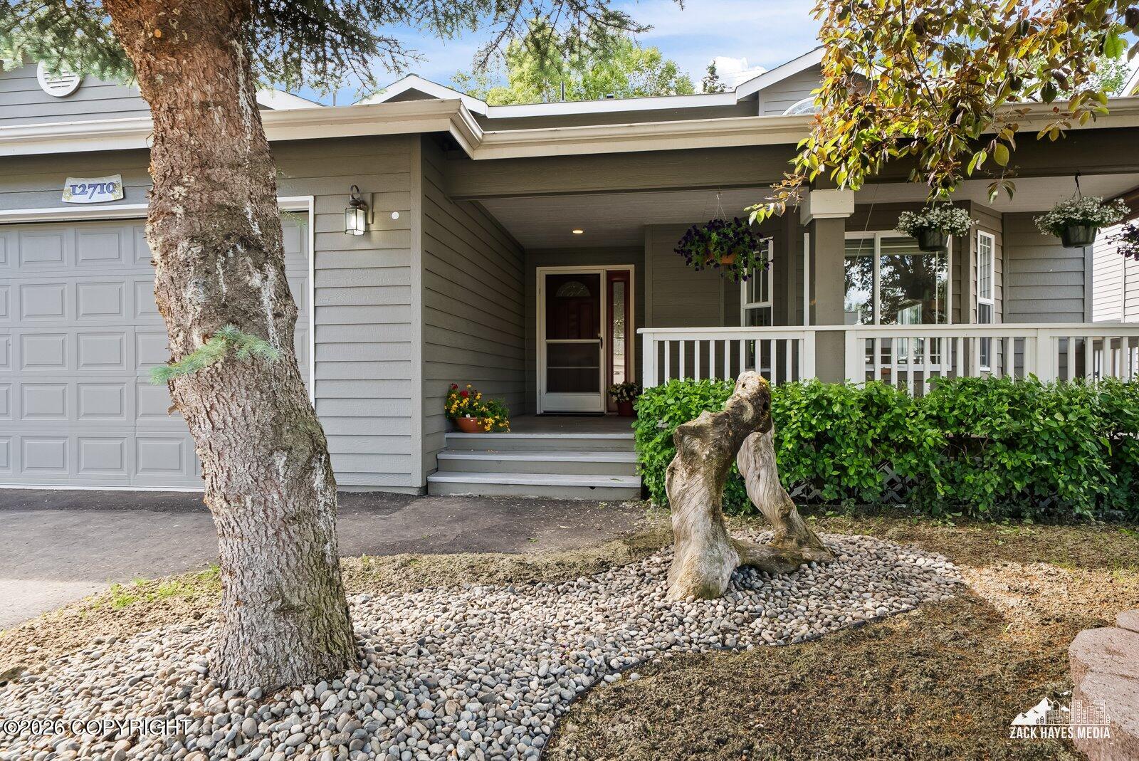 12710 Rivulet Circle Property Photo 3