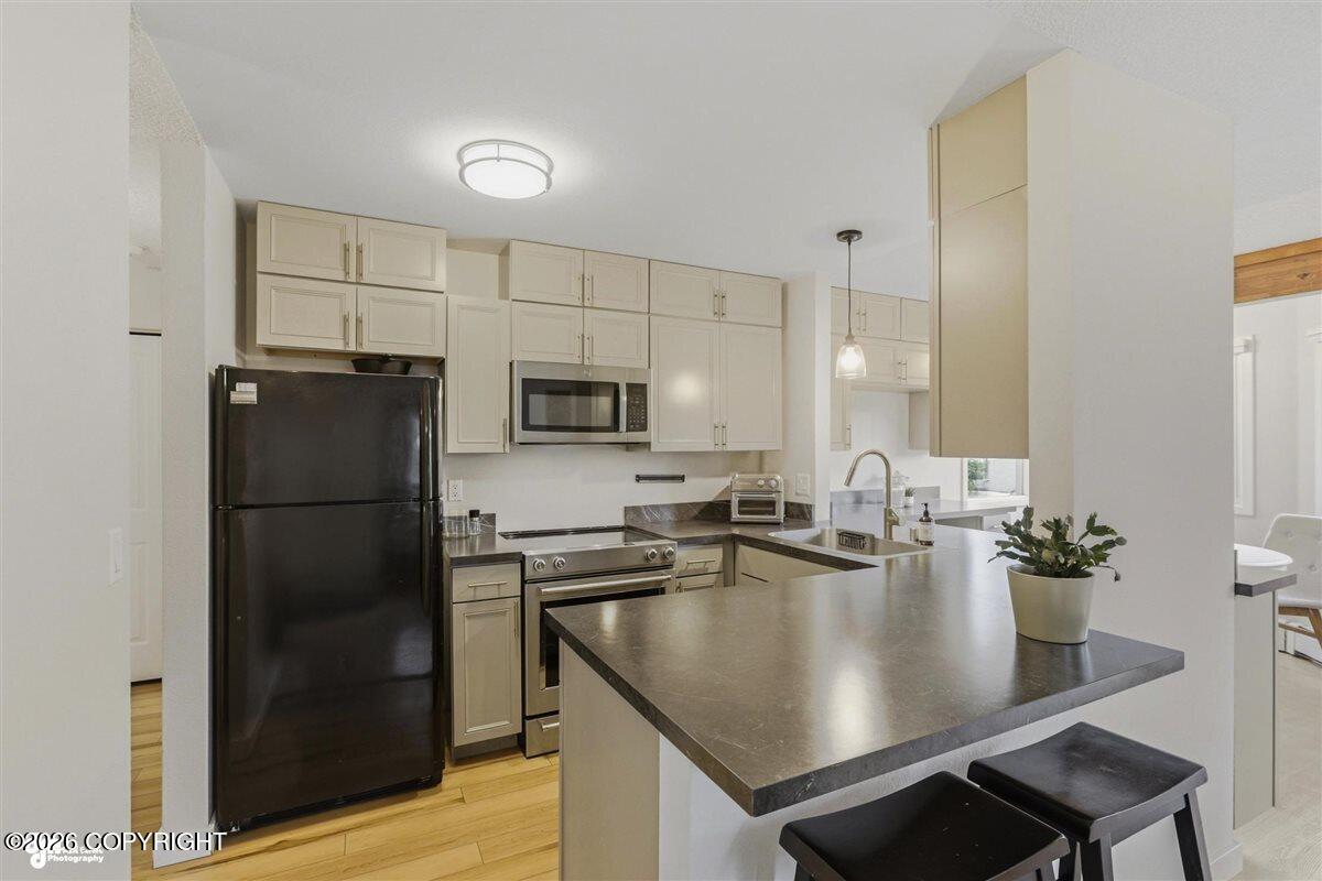 3041 E 42nd Avenue #502 Property Photo 10