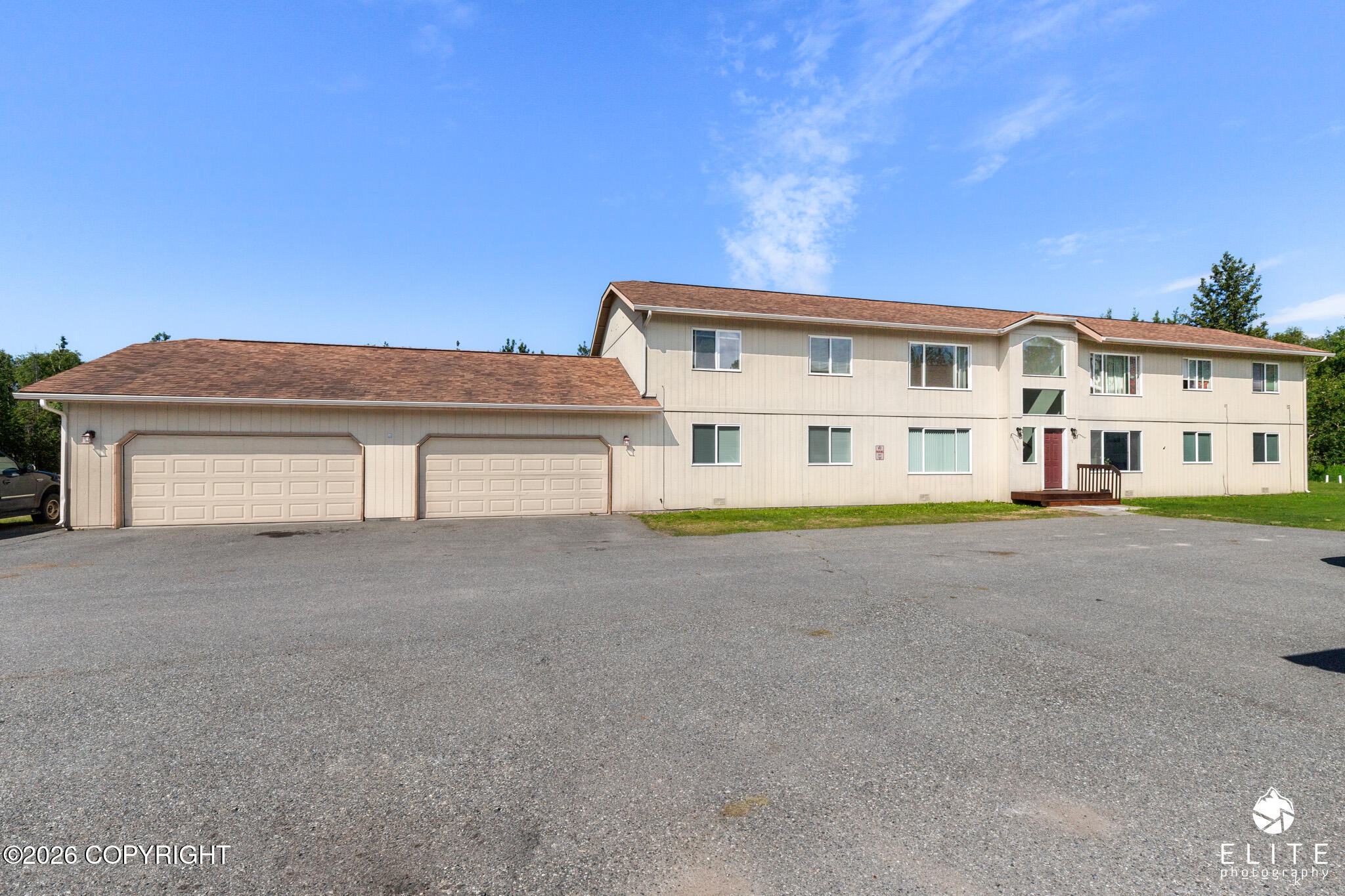 5601 E Beaver Avenue Property Photo 1