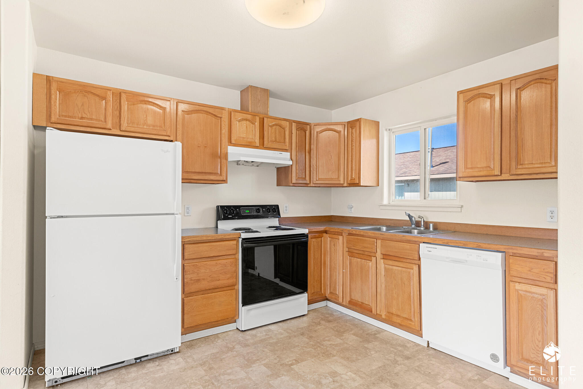 5601 E Beaver Avenue Property Photo 6