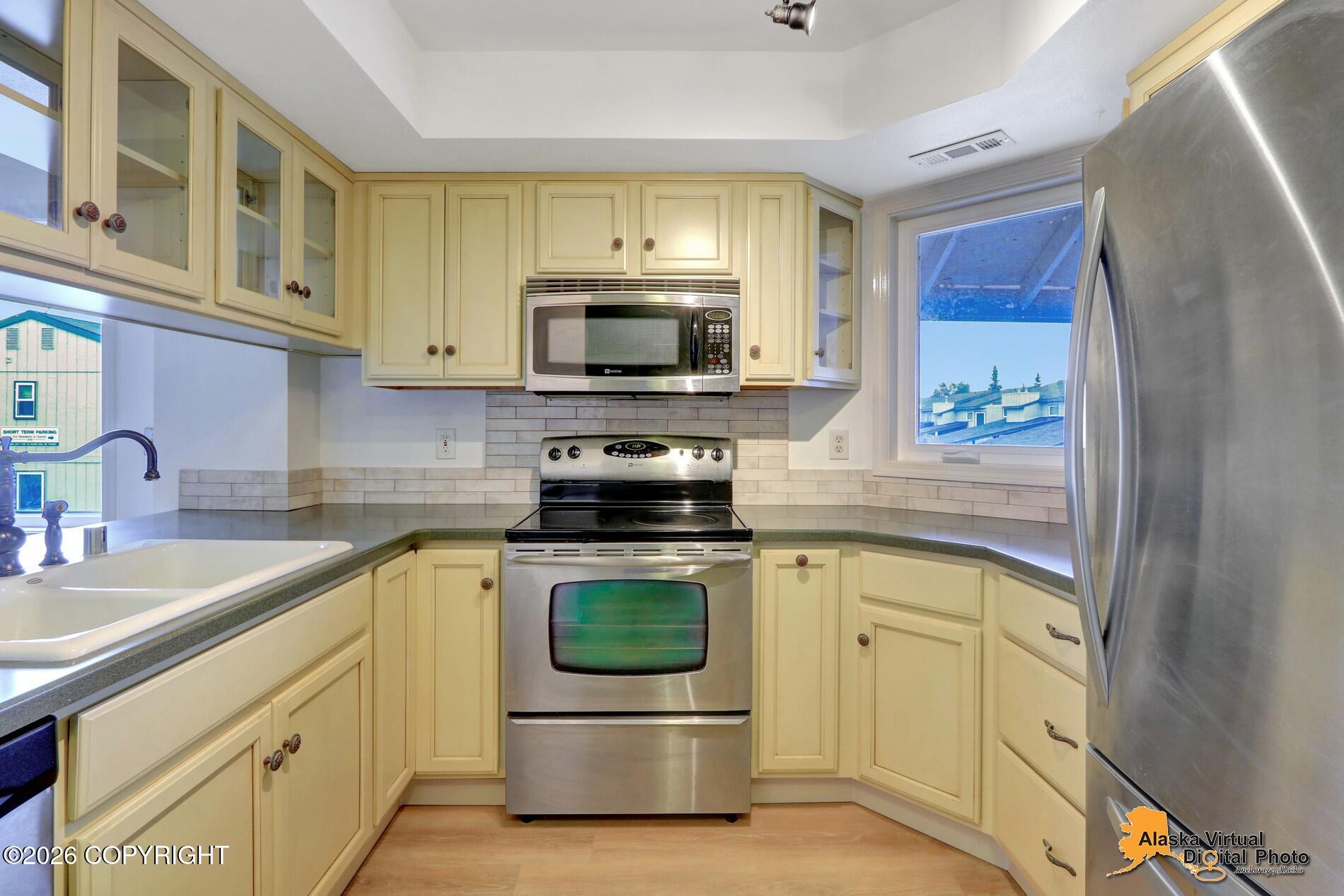 4033 E 20th Avenue #c79 Property Photo 4