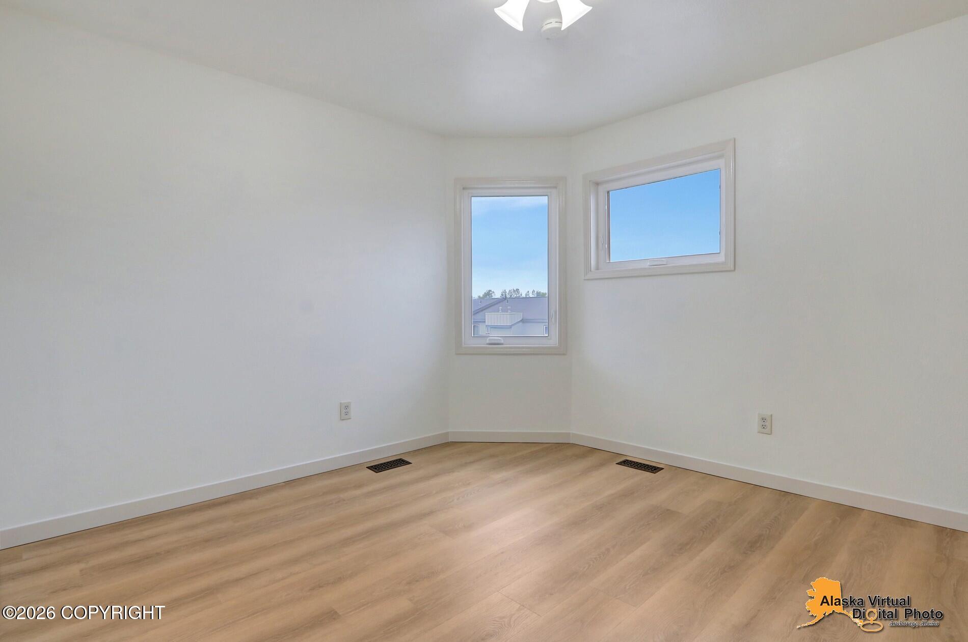 4033 E 20th Avenue #c79 Property Photo 9