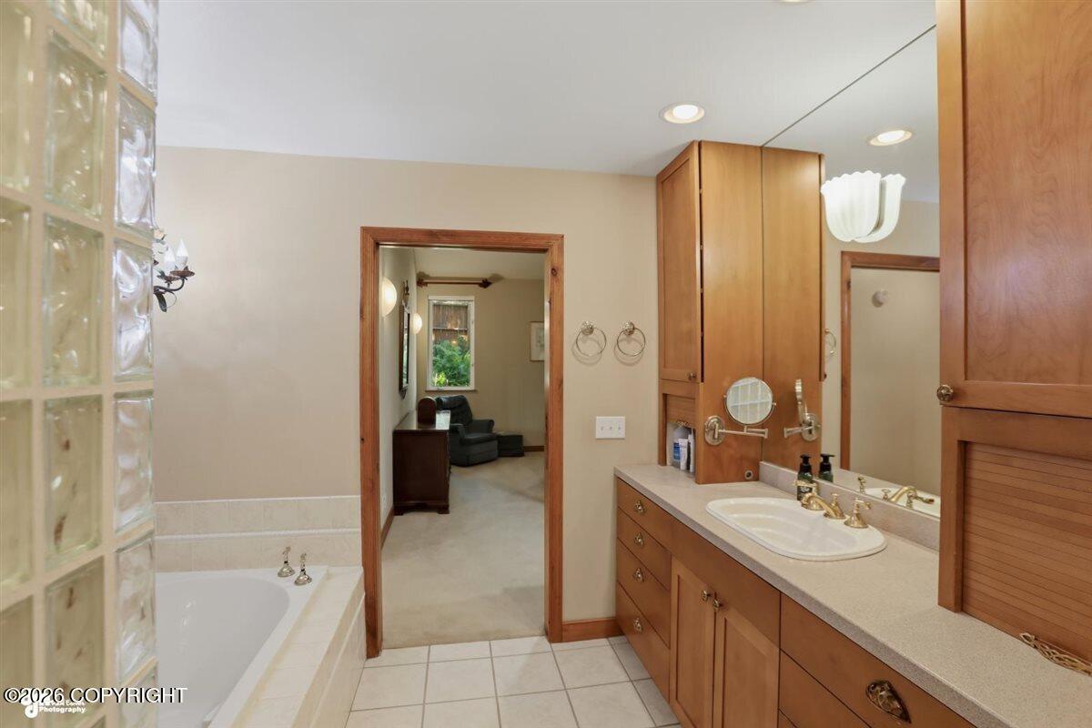 4825 Topaz Avenue Property Photo 29