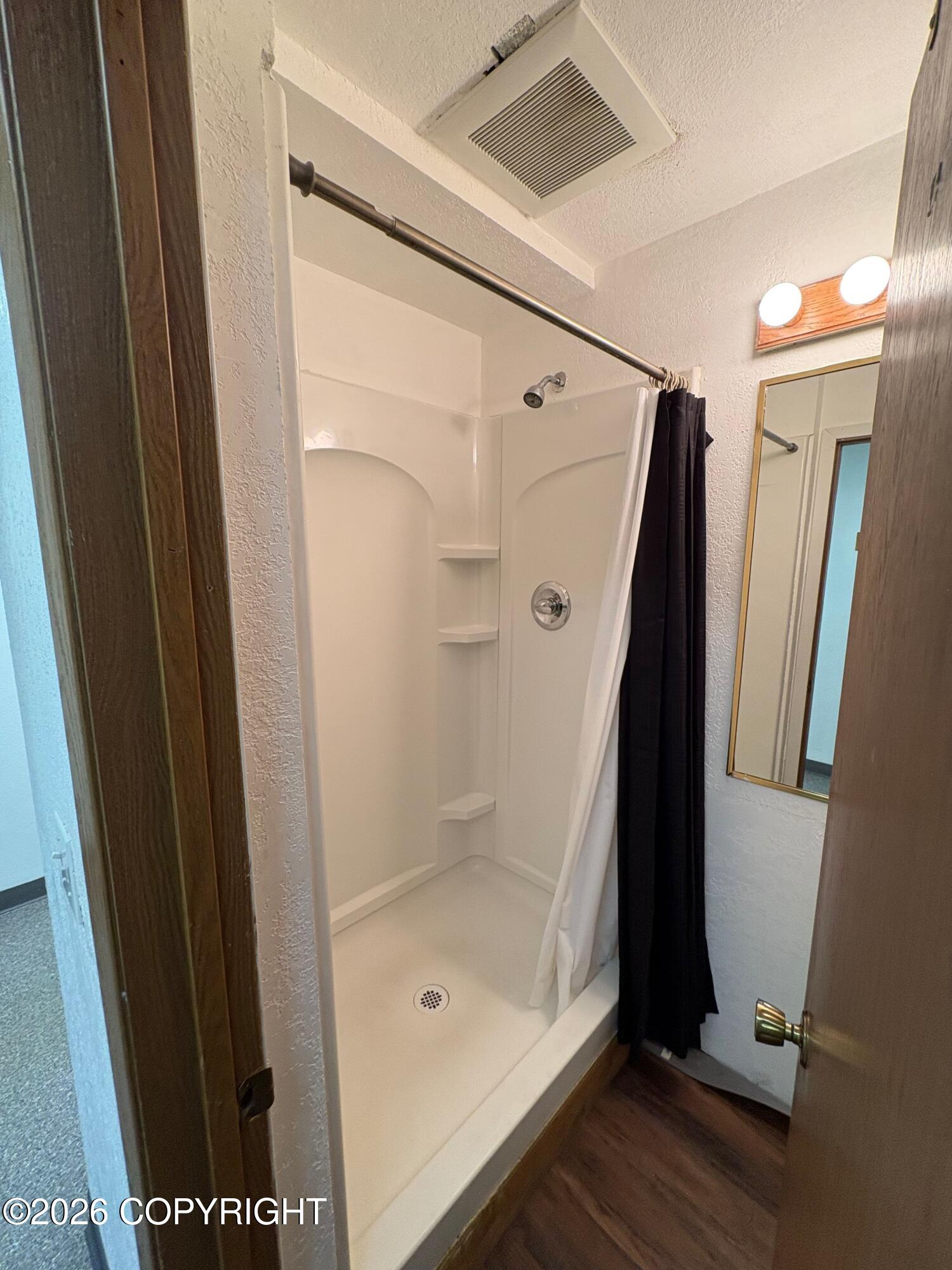 6636 Rosewood Street Property Photo 9