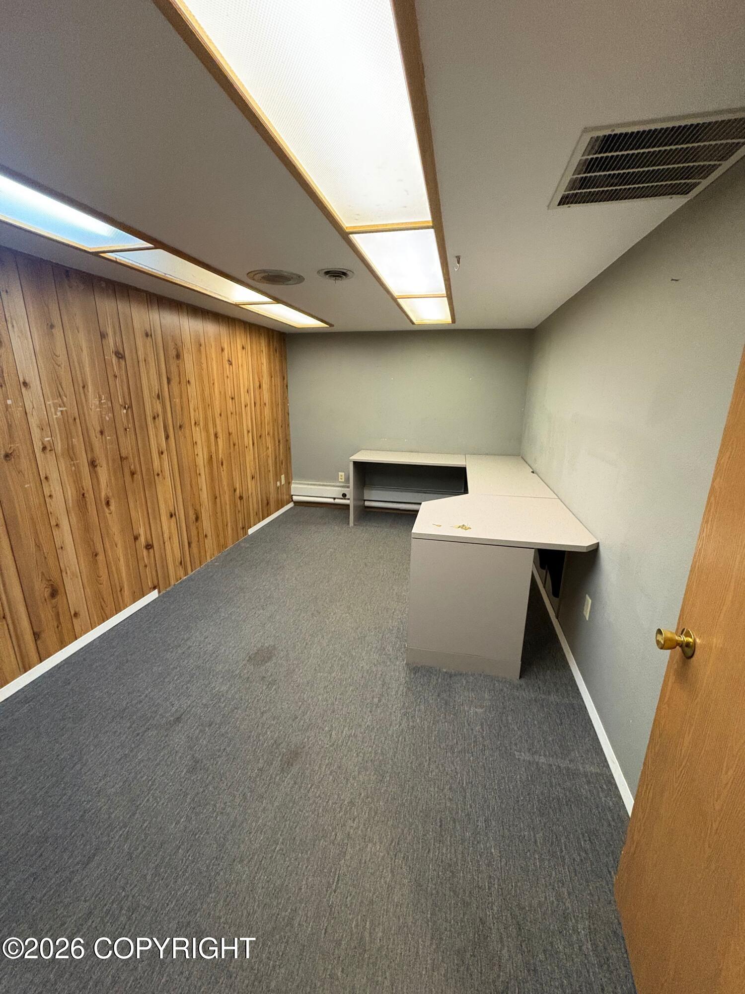 6636 Rosewood Street Property Photo 12