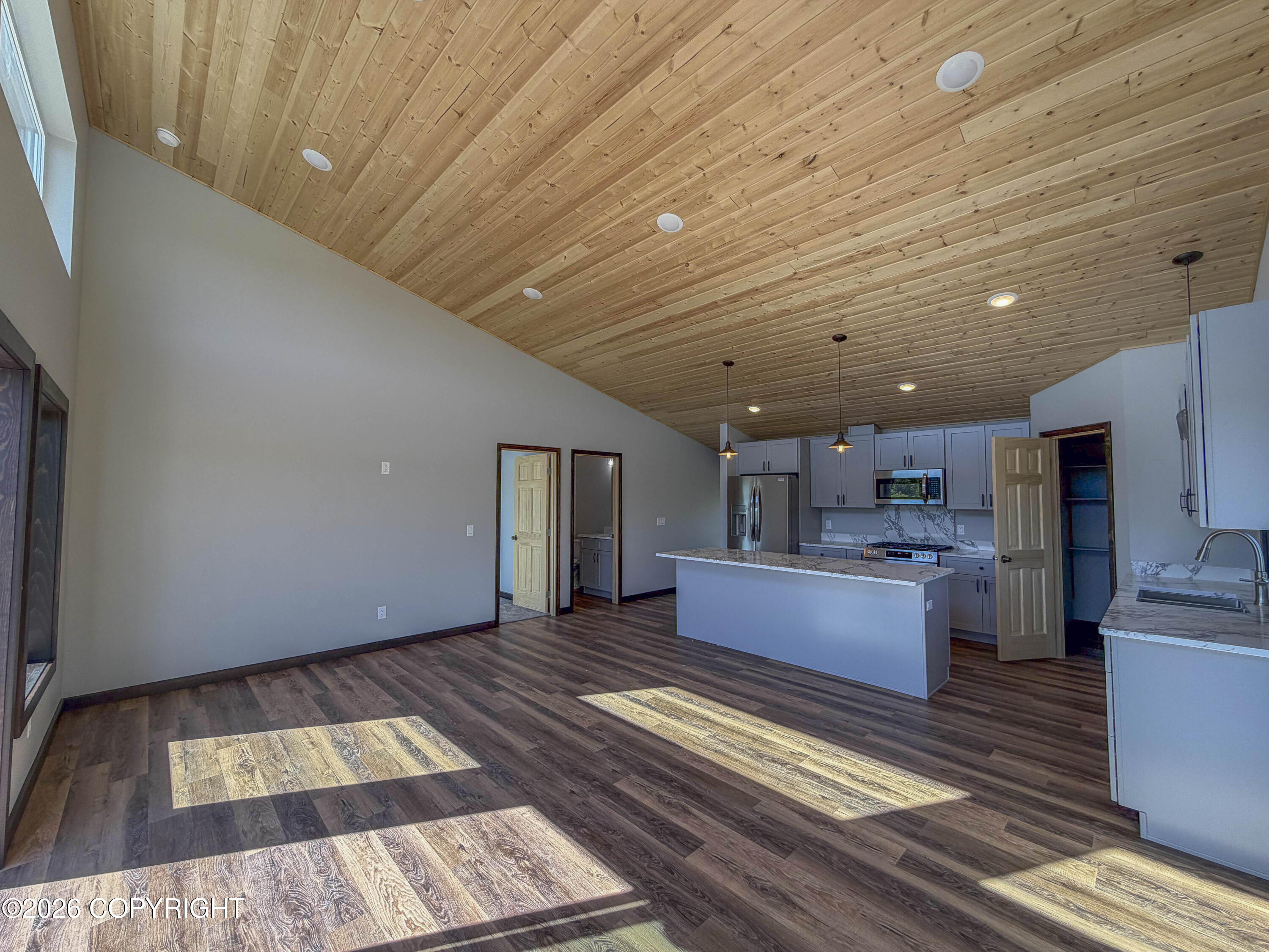 34654 N North Fork Road Property Photo 5
