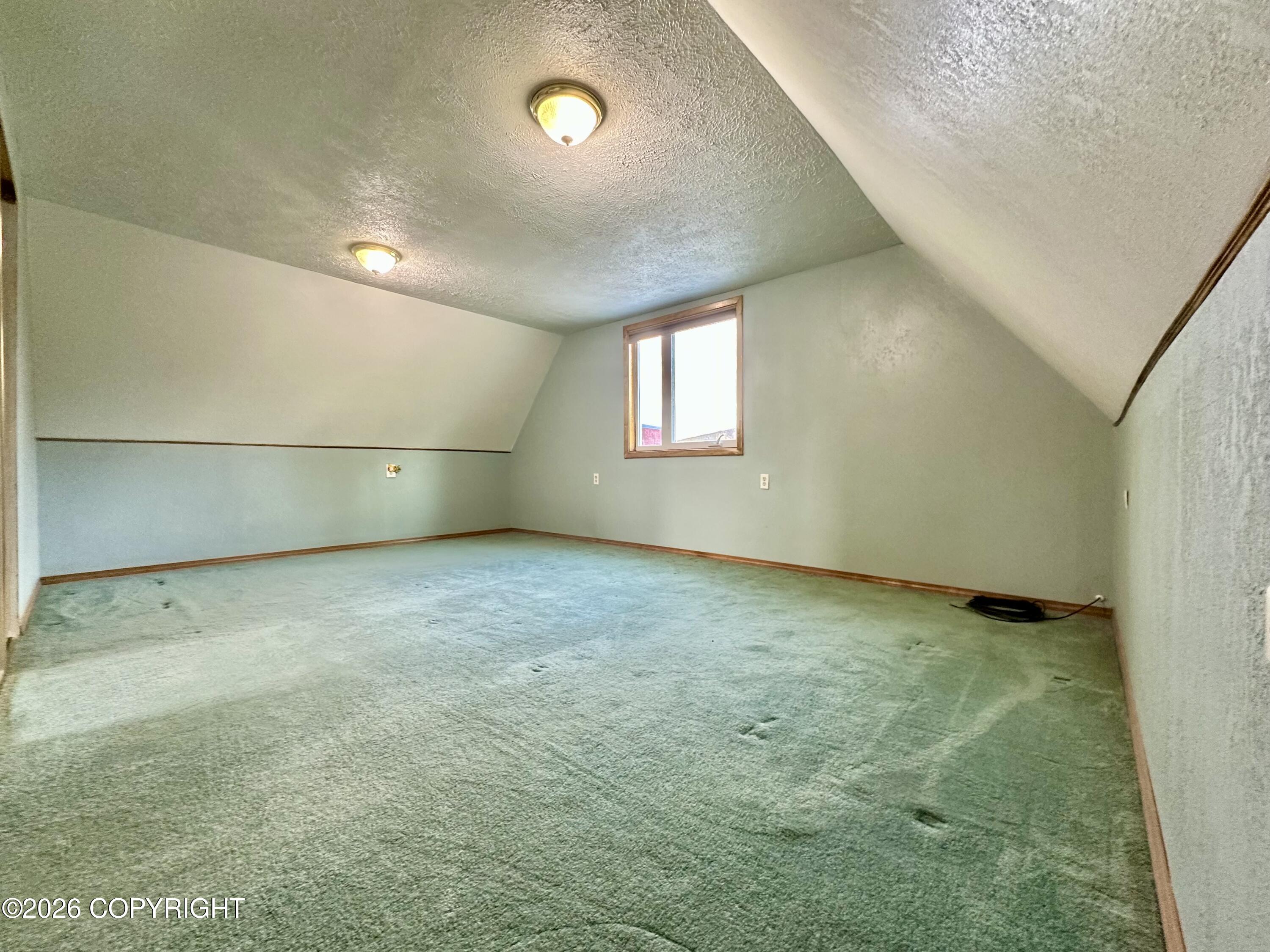 2000 Steese Highway Property Photo 4