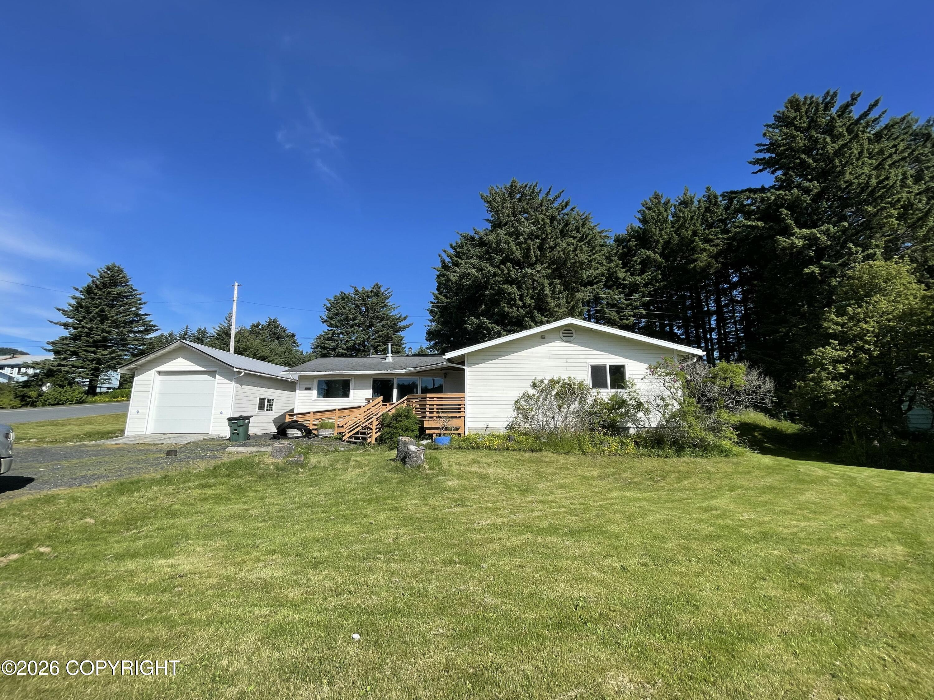 1315 Ismailov Street Property Photo 2