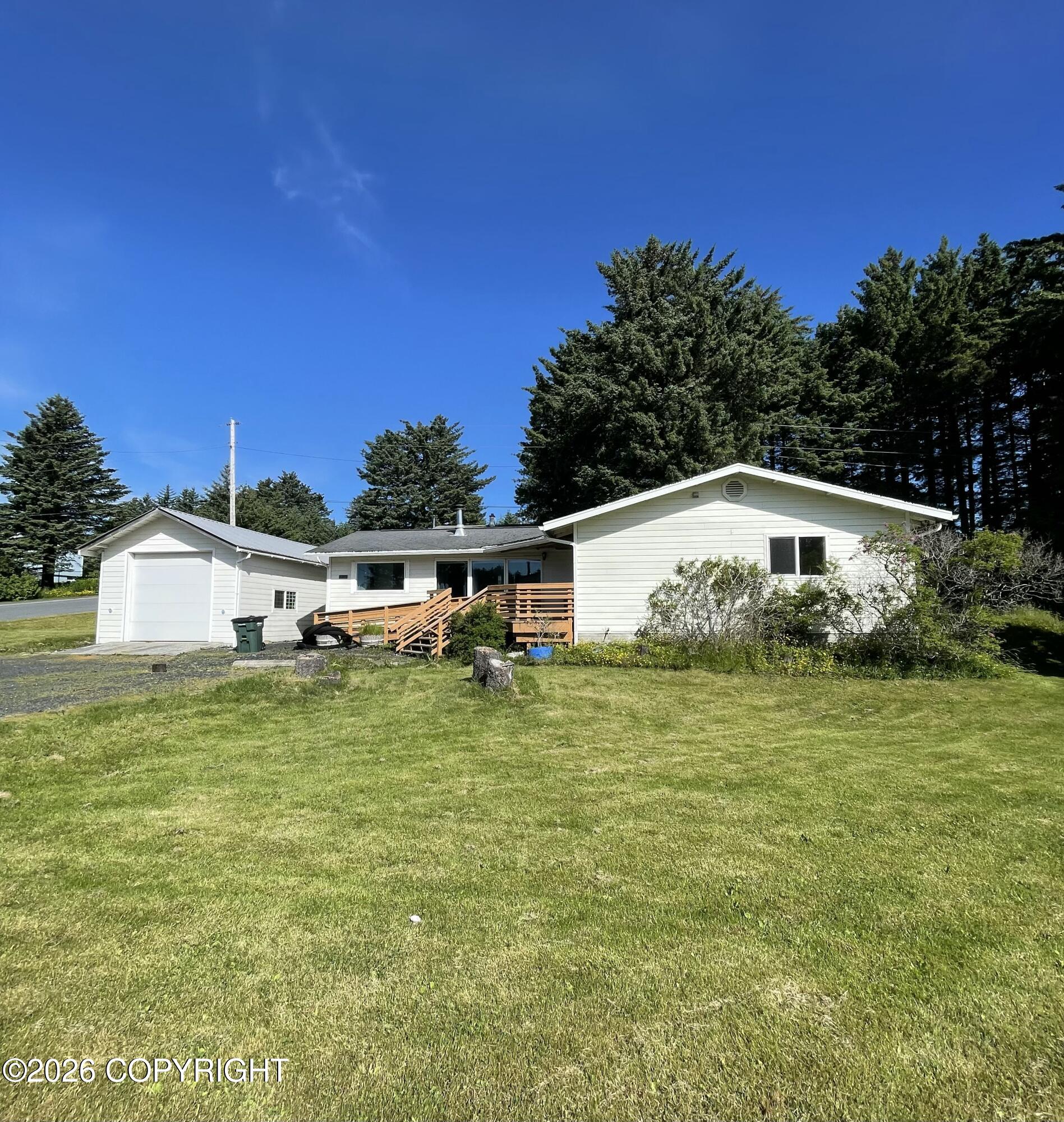 1315 Ismailov Street Property Photo 32