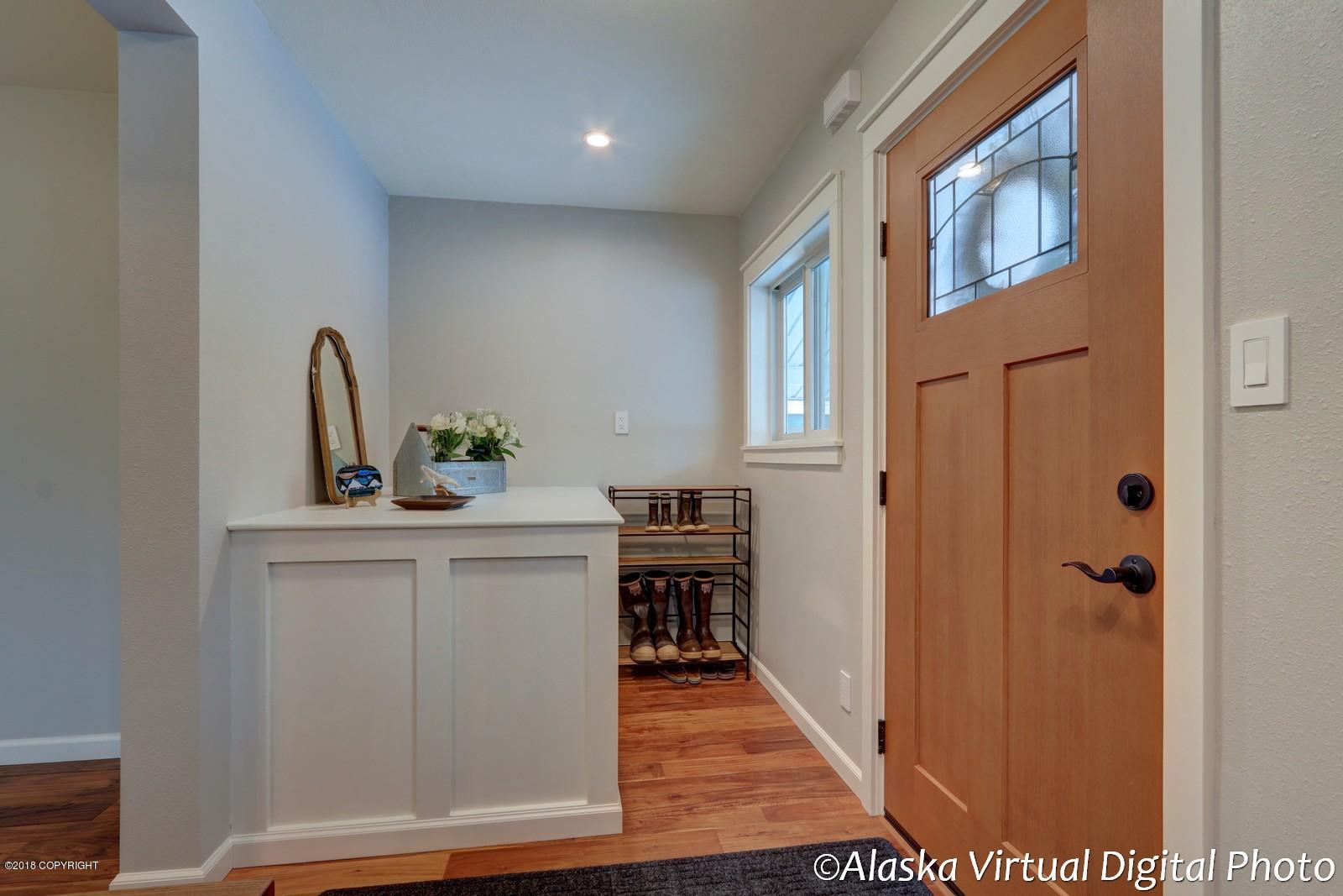 2604 Forest Park Drive Property Photo 4