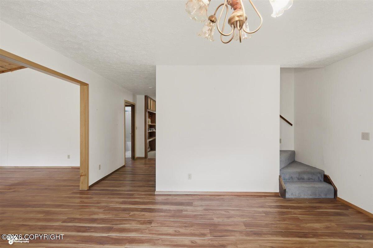 524 N Kimberly Street Property Photo 6