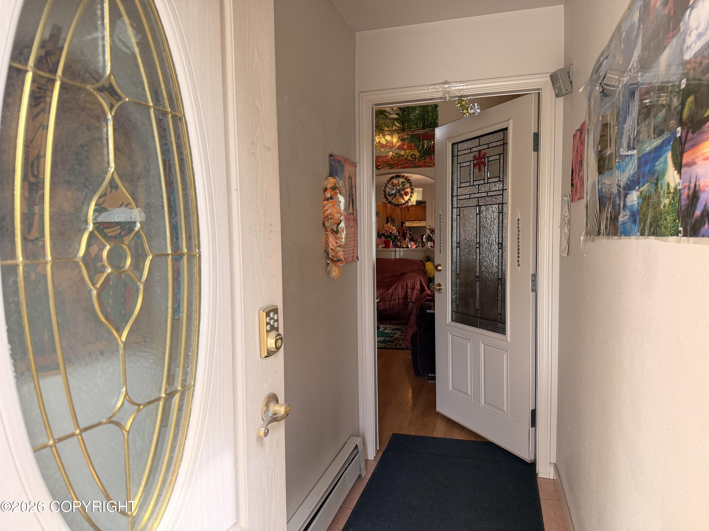 285 Flower Street Property Photo 3