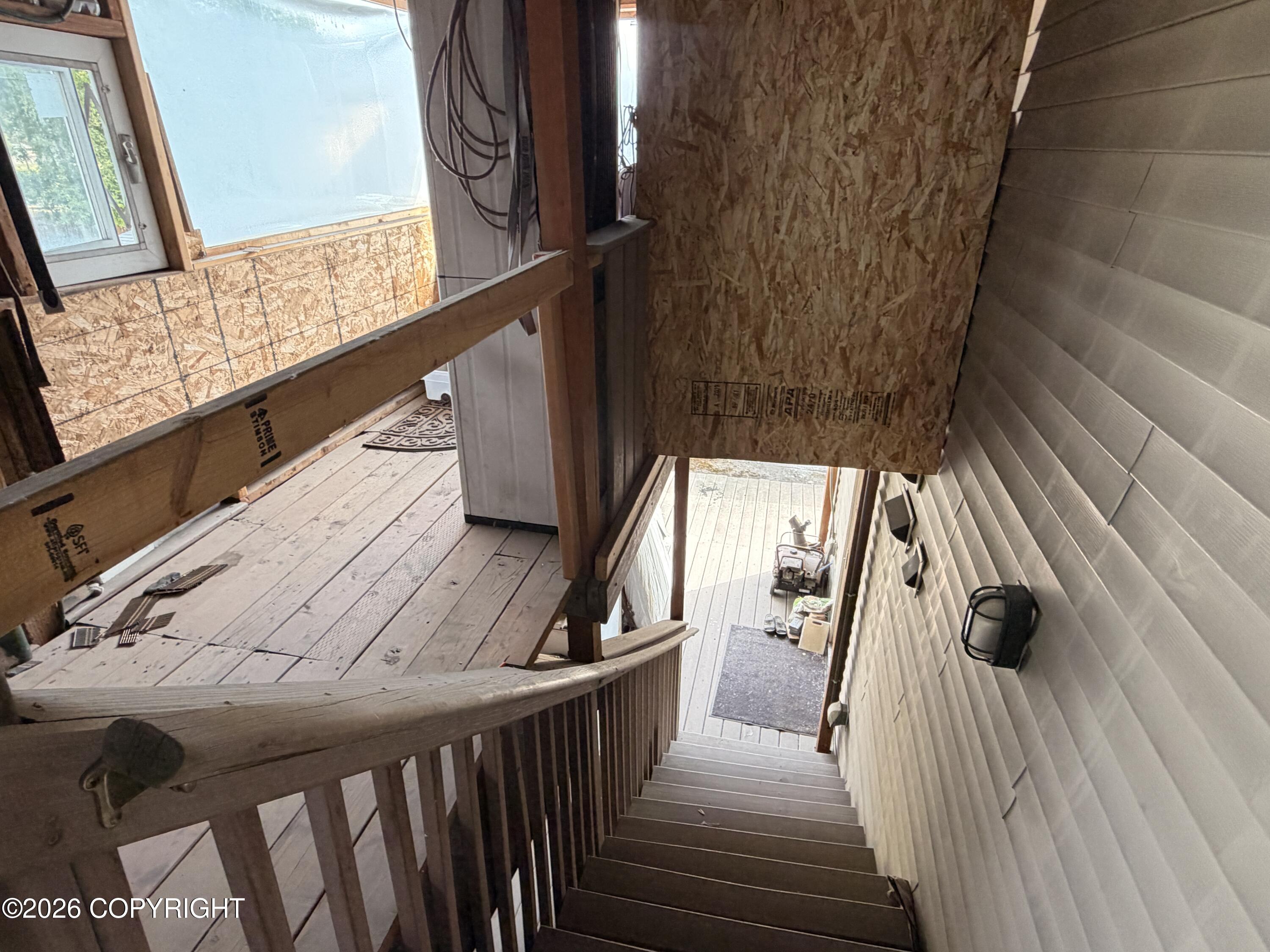 285 Flower Street Property Photo 14
