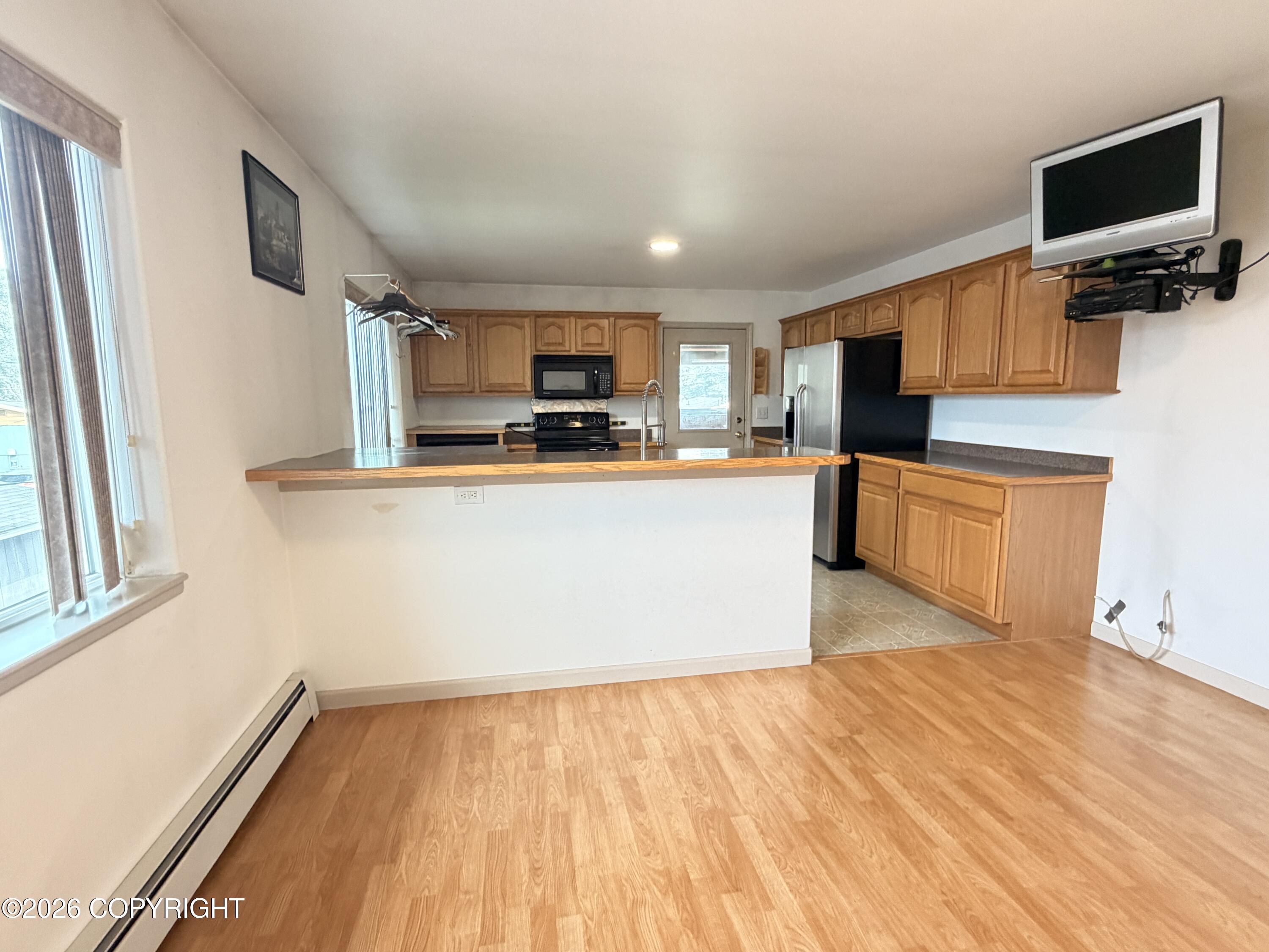 285 Flower Street Property Photo 17