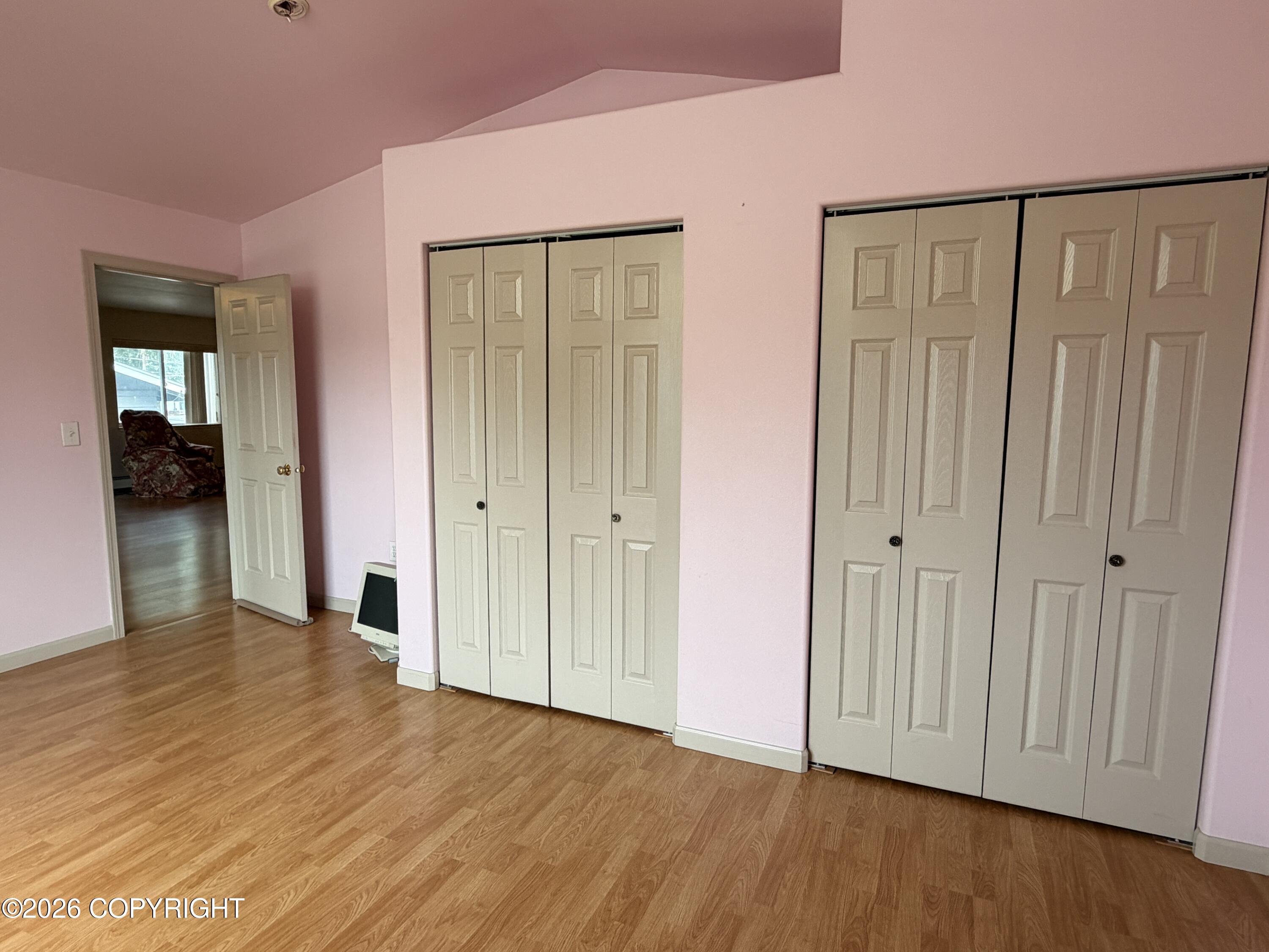 285 Flower Street Property Photo 24