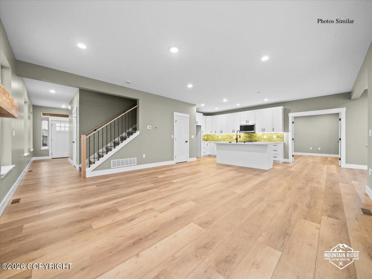 6672 E Gateway Drive Property Photo 8