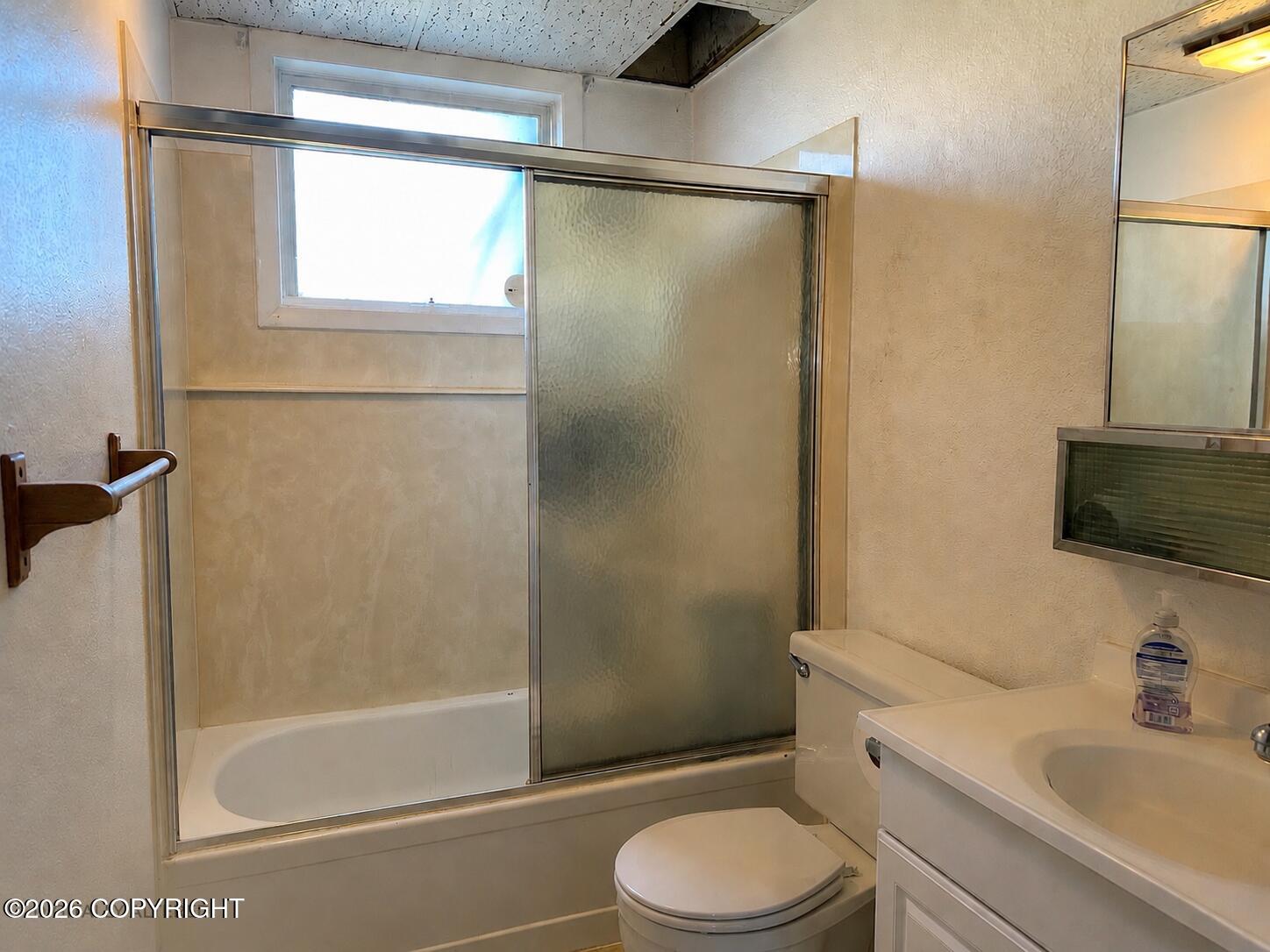 4447 E 6th Avenue Property Photo 29