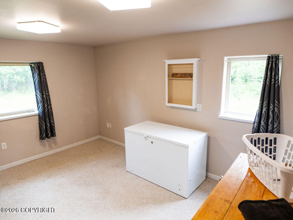 Nhn Graphite Court Property Photo 18