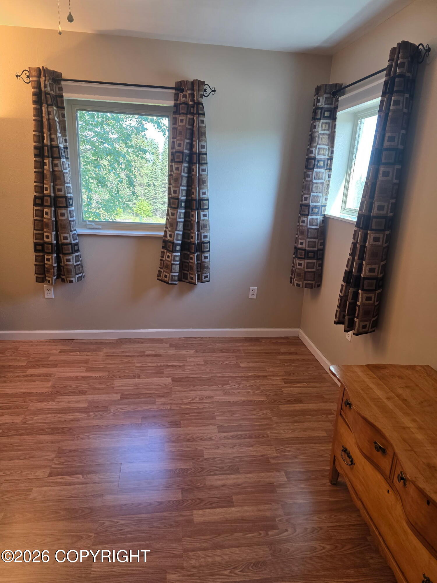 Nhn Graphite Court Property Photo 29