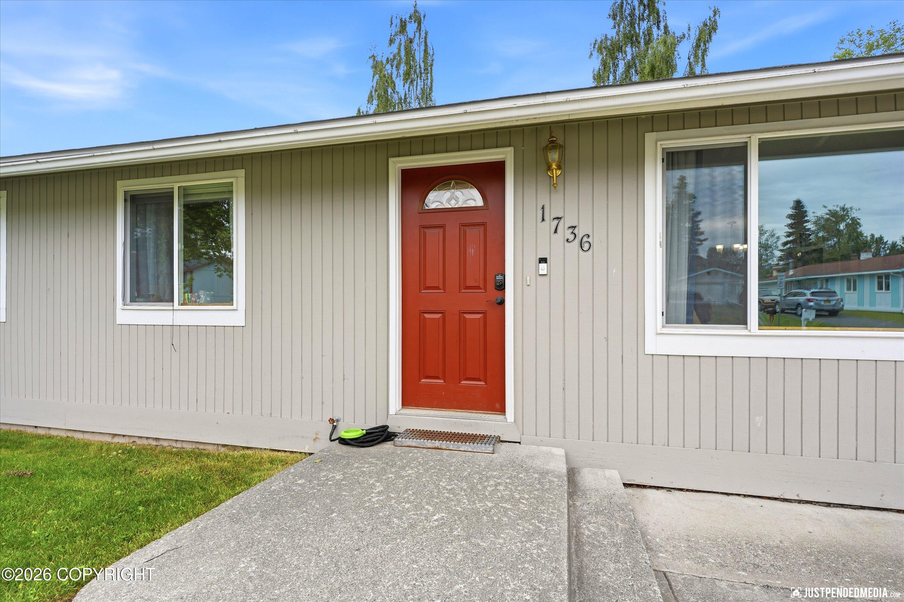 1736 Sanya Circle Property Photo 4